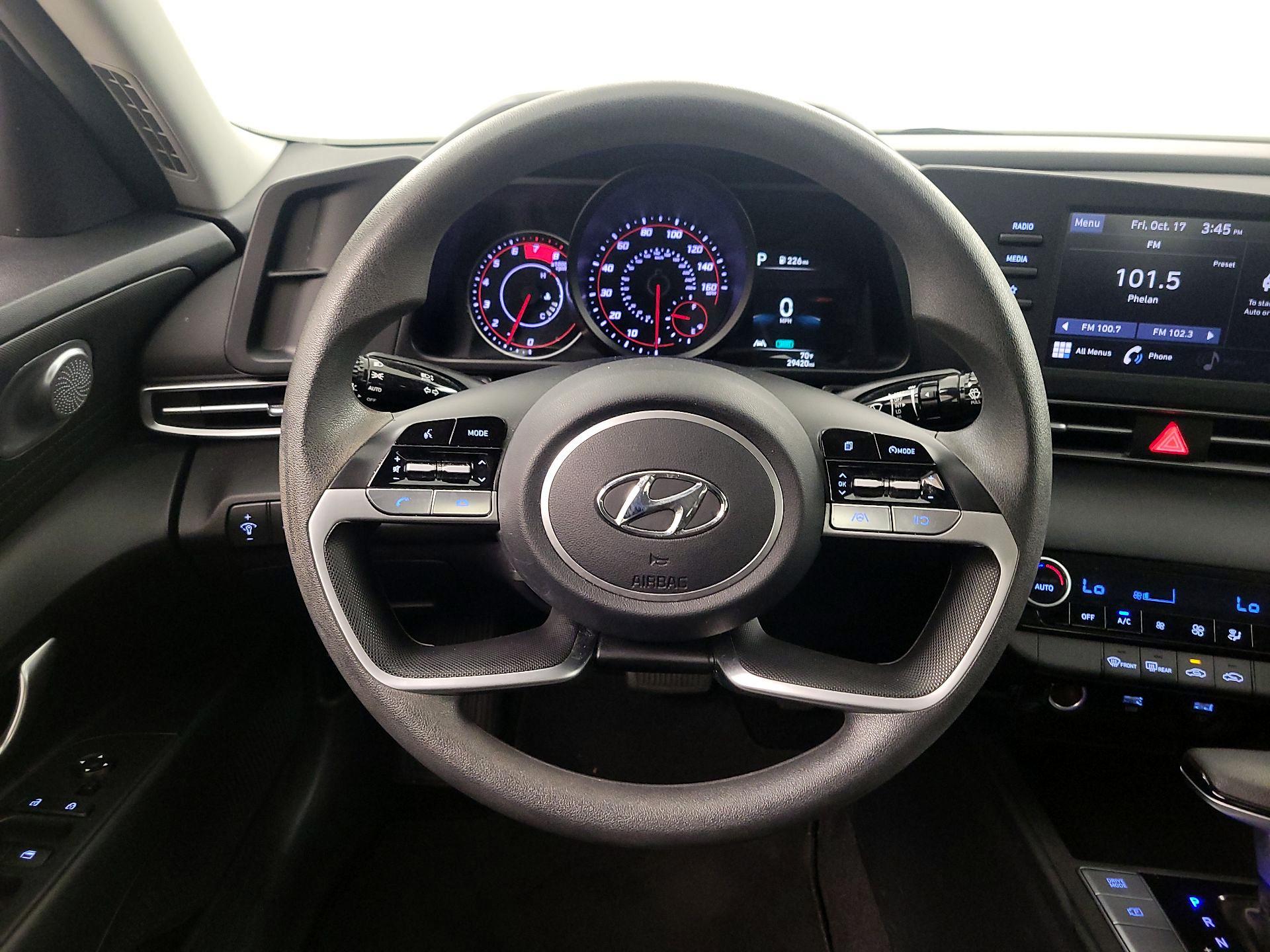 Thumbnail: 2023 Hyundai Elantra - 10