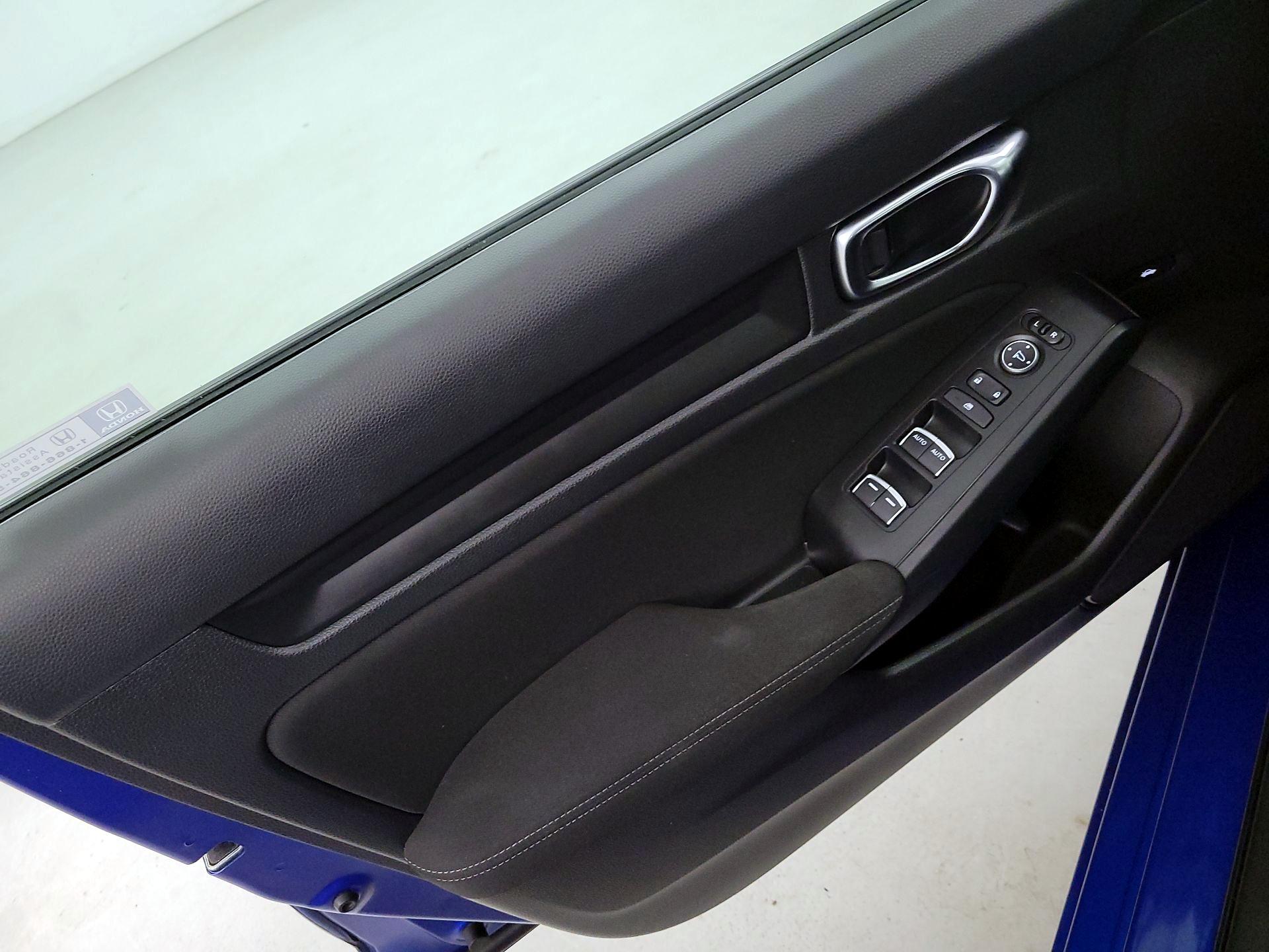 Thumbnail: 2022 Honda Civic - 12