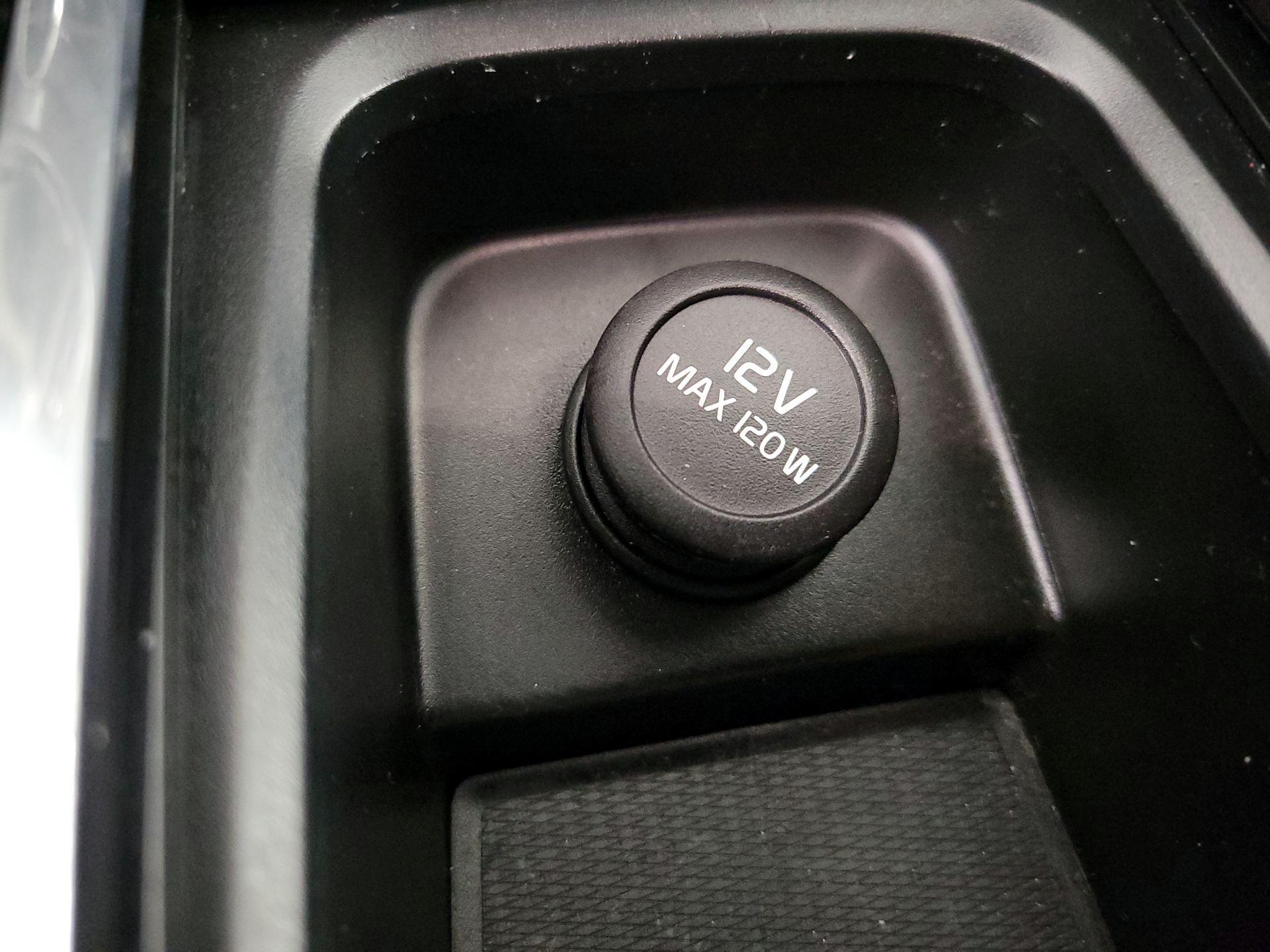 Thumbnail: 2020 Volvo S60 - 17