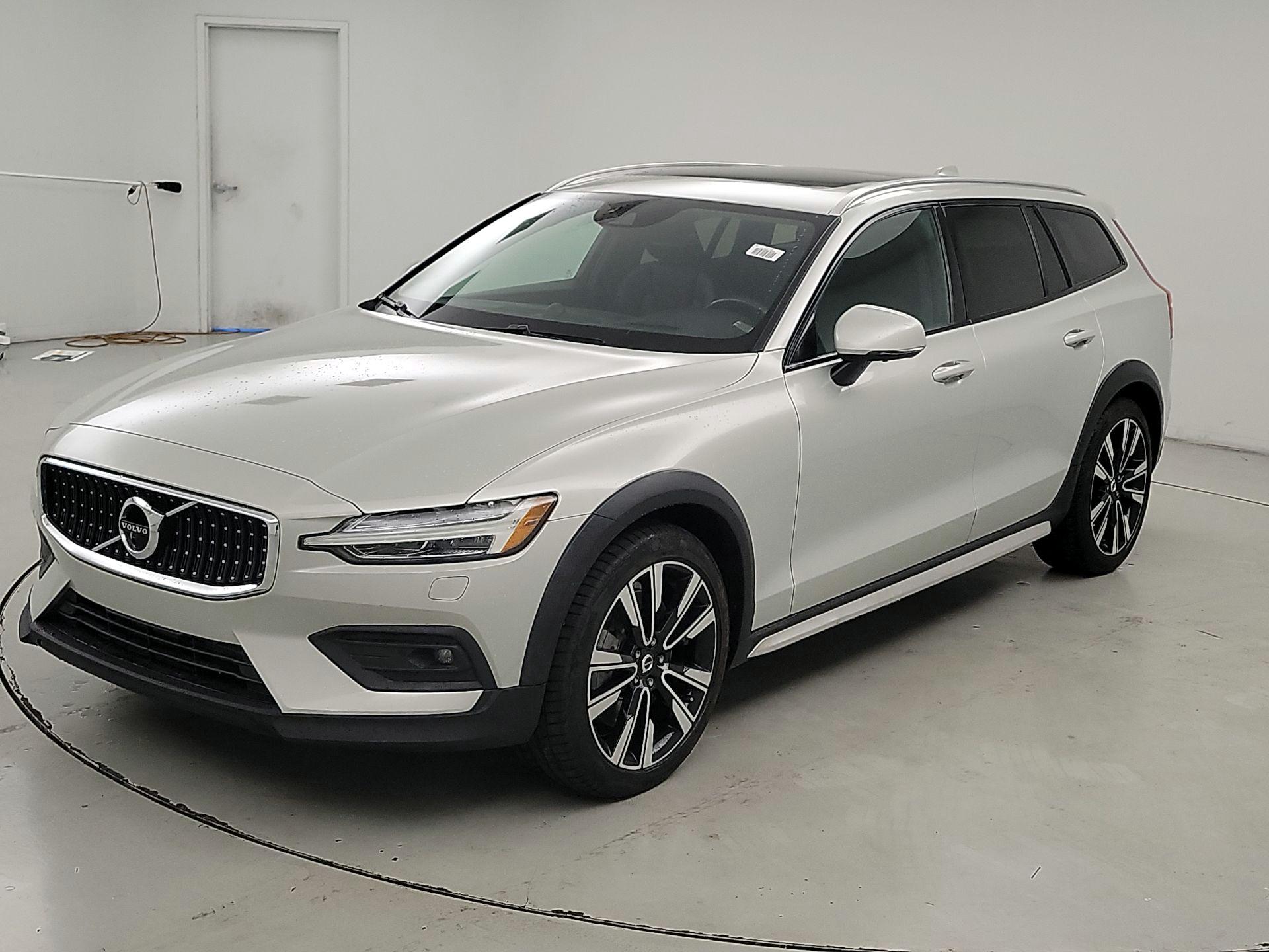 Thumbnail: 2020 Volvo S60 - 3