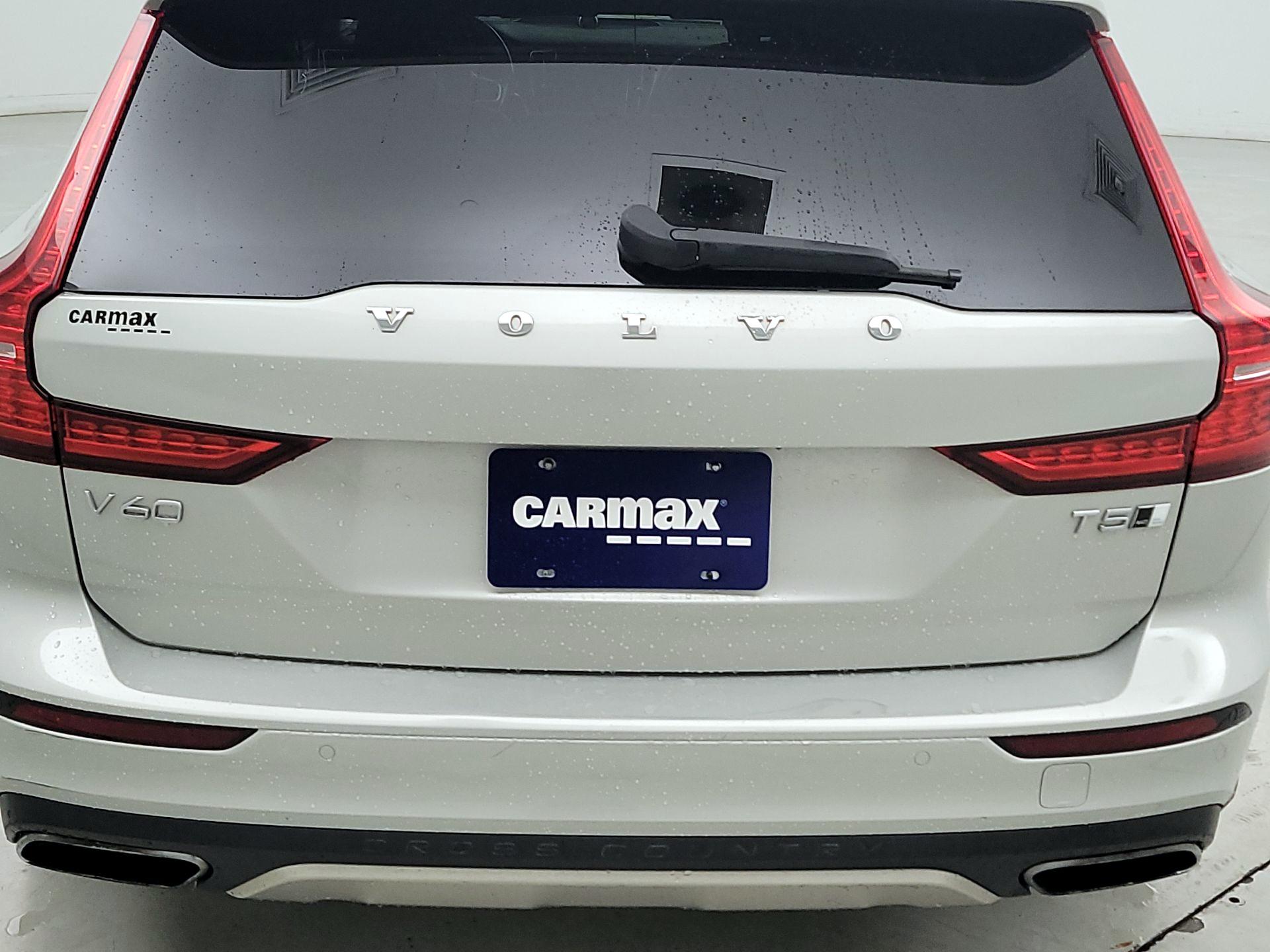 Thumbnail: 2020 Volvo S60 - 6