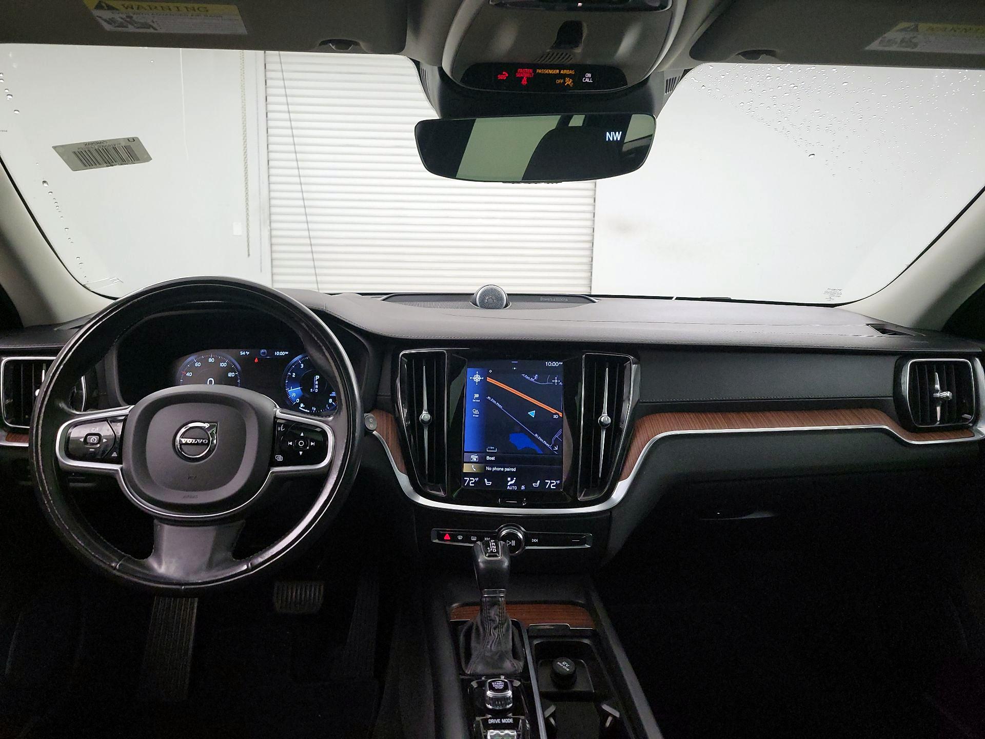 Thumbnail: 2020 Volvo S60 - 8