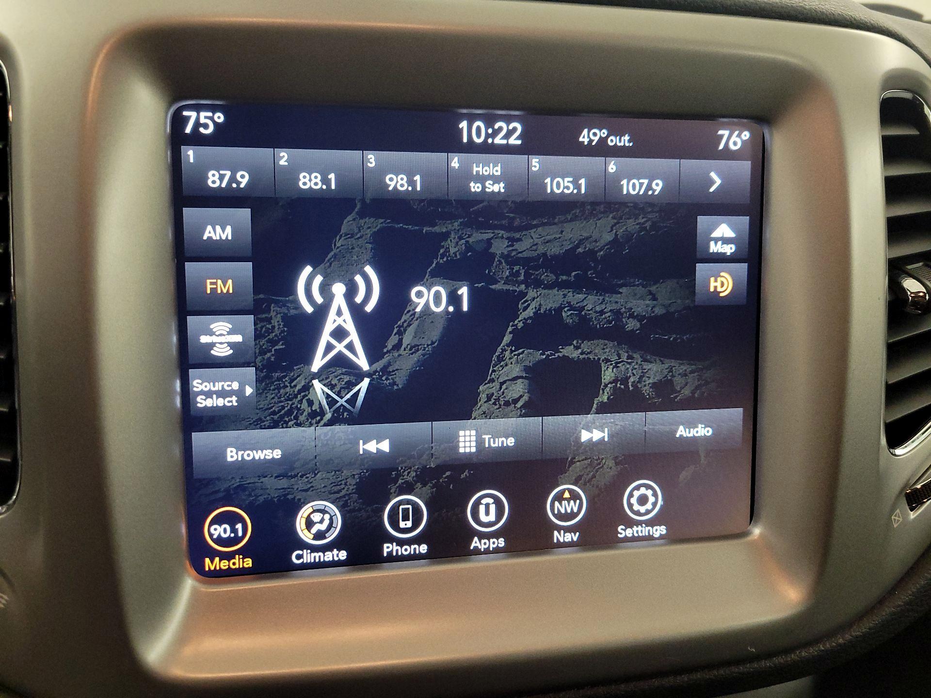 Thumbnail: 2021 Jeep Compass - 14