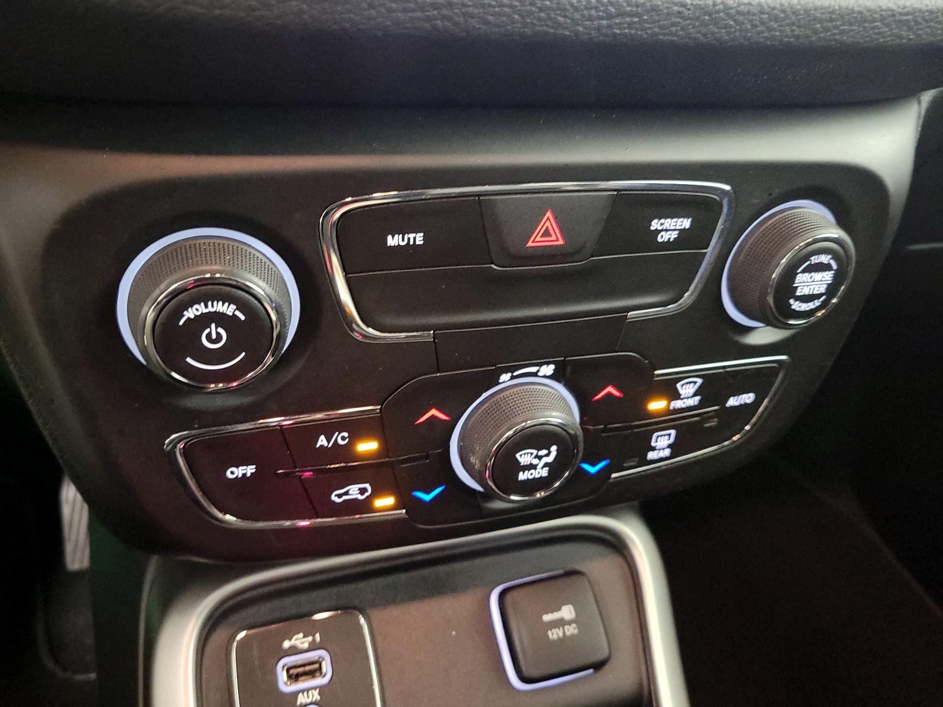 Thumbnail: 2021 Jeep Compass - 15