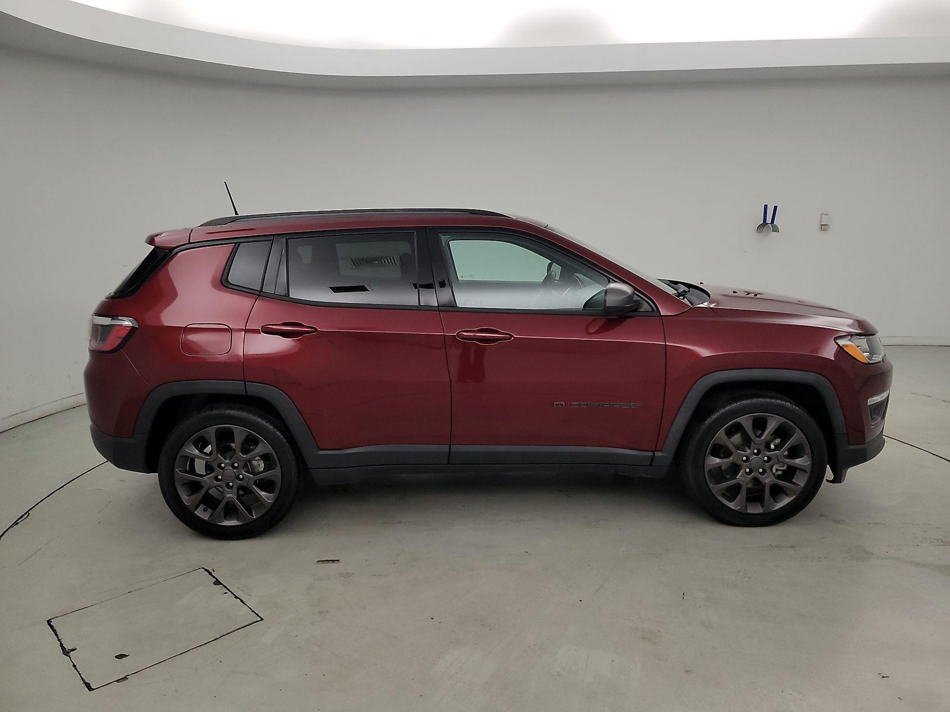 Thumbnail: 2021 Jeep Compass - 4
