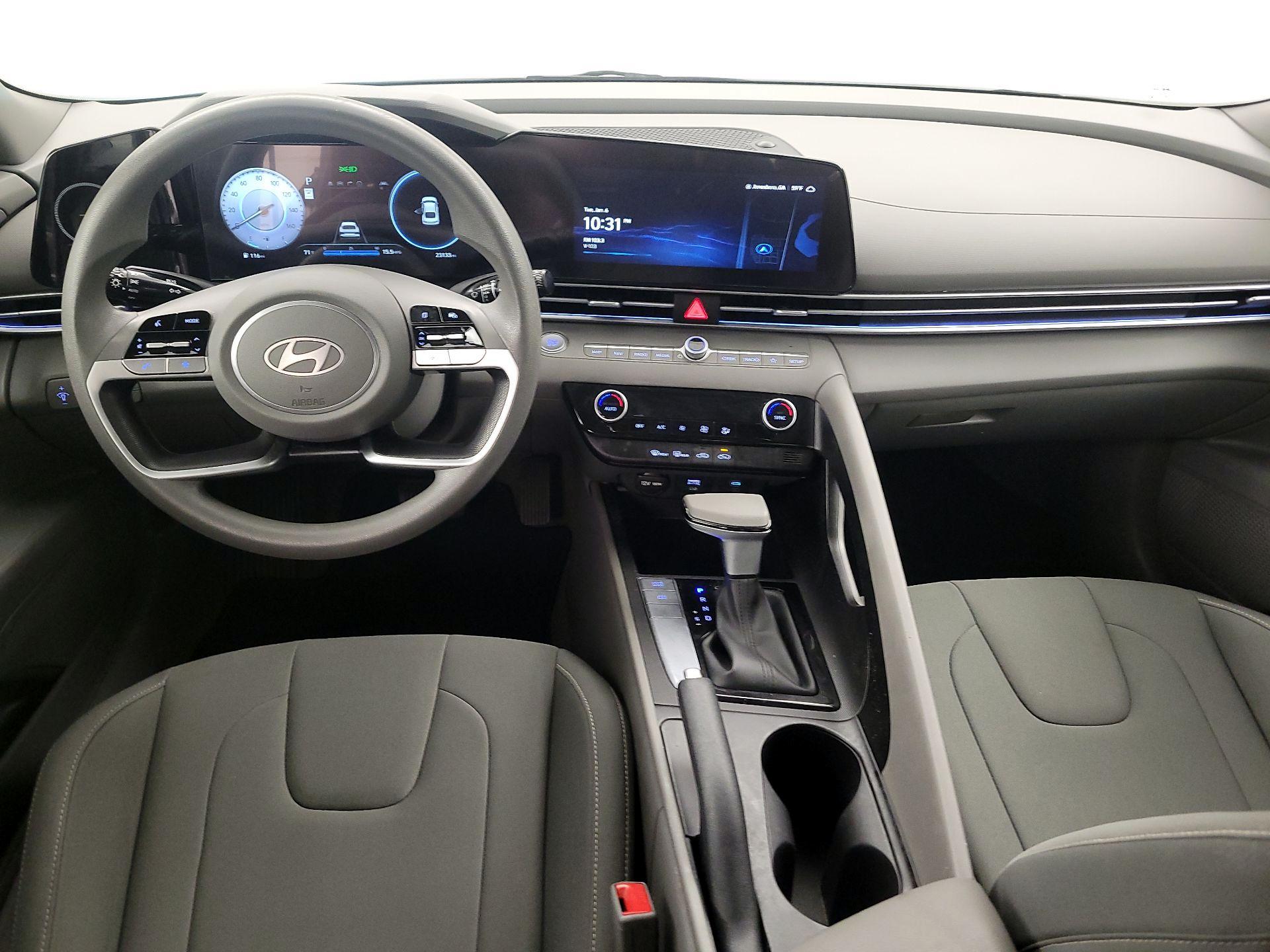 Thumbnail: 2024 Hyundai Elantra - 9