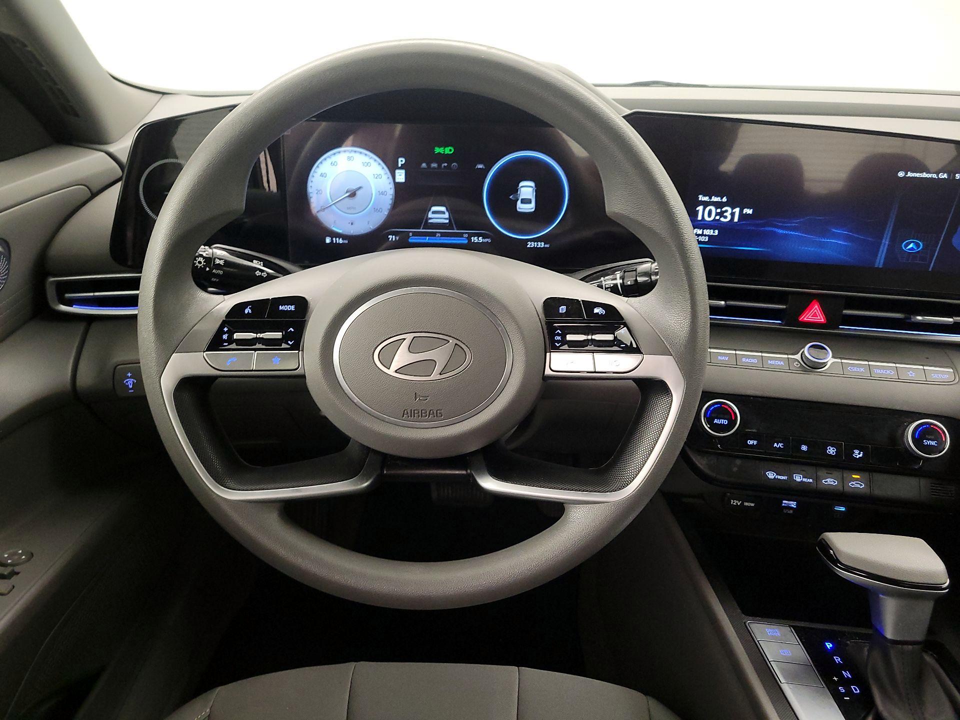 Thumbnail: 2024 Hyundai Elantra - 10