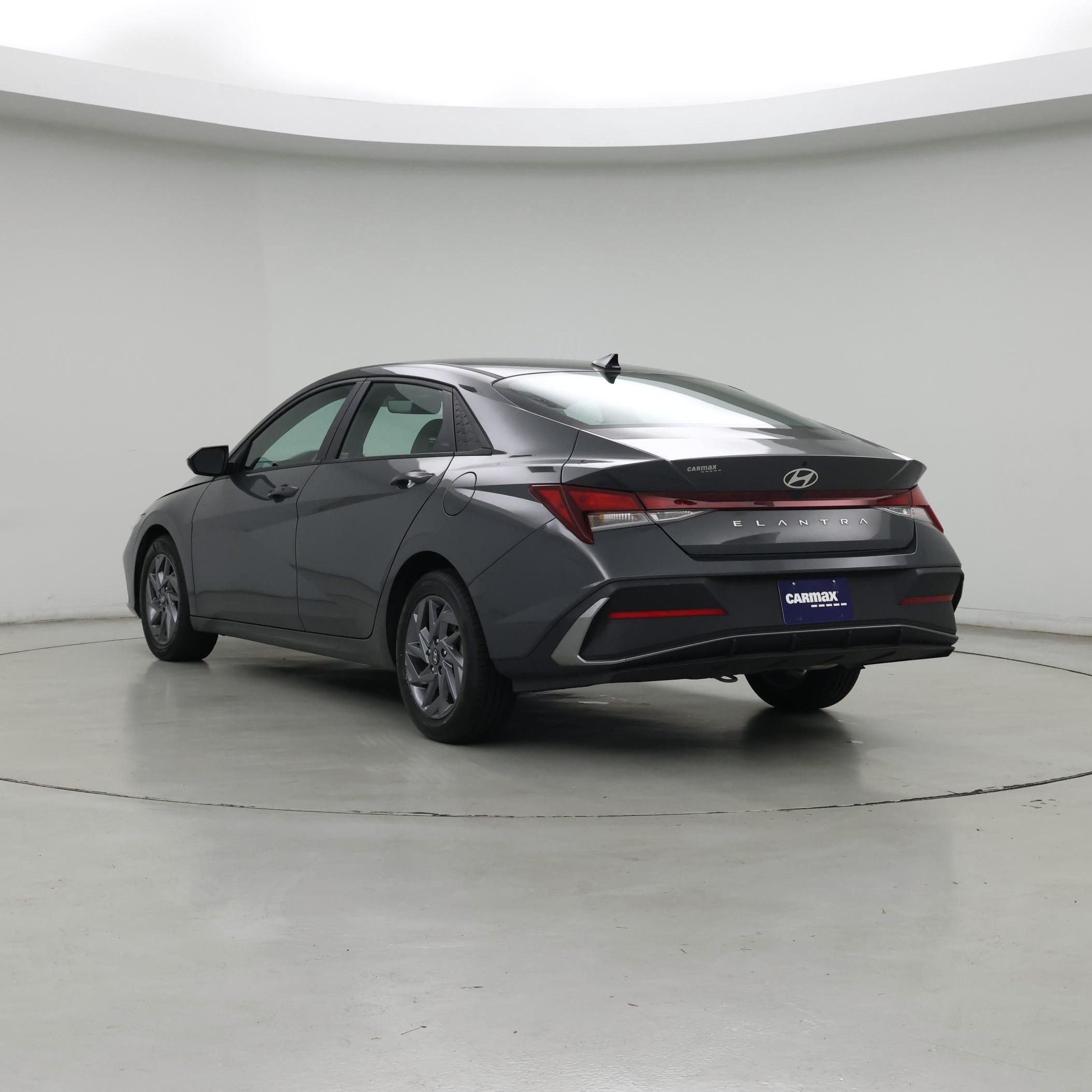 Thumbnail: 2024 Hyundai Elantra - 2