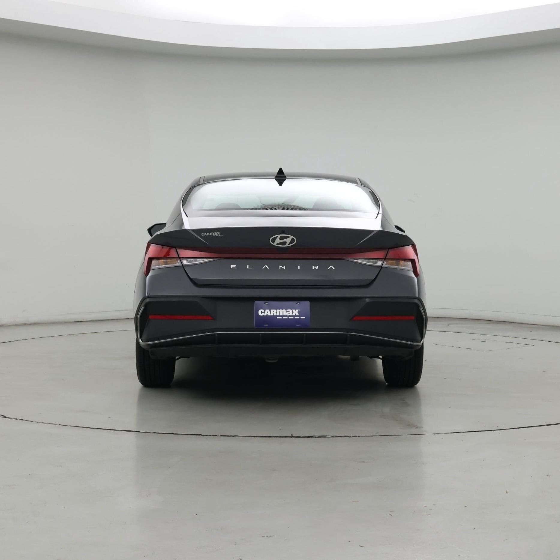 Thumbnail: 2024 Hyundai Elantra - 6