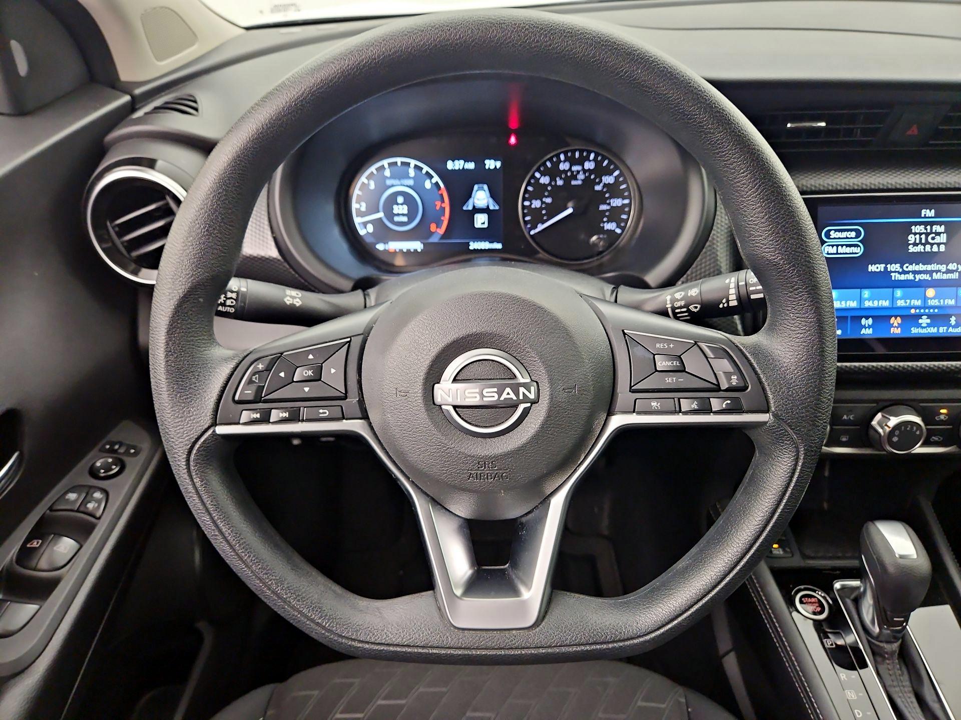 Thumbnail: 2023 Nissan Kicks - 10