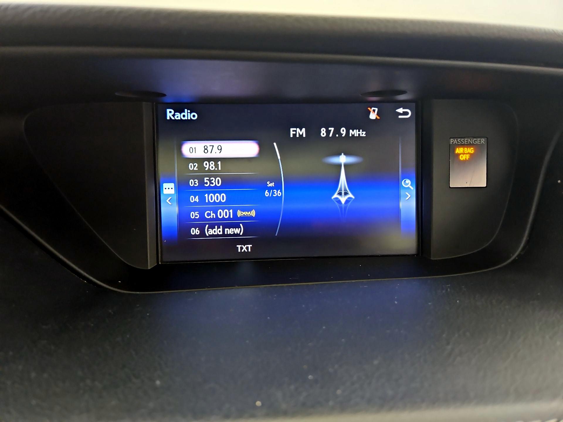 Thumbnail: 2015 Lexus ES - 15