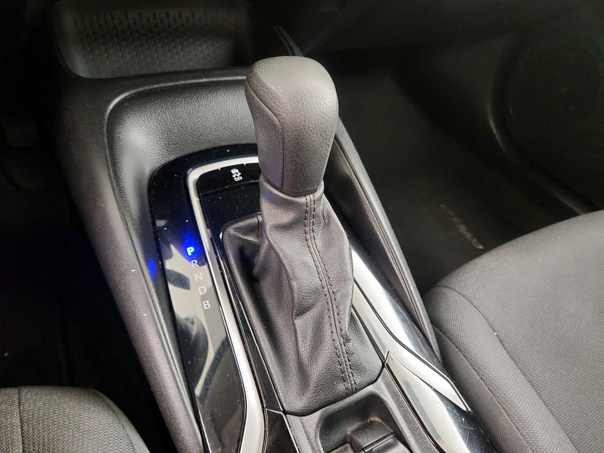 Thumbnail: 2021 Toyota Corolla - 17