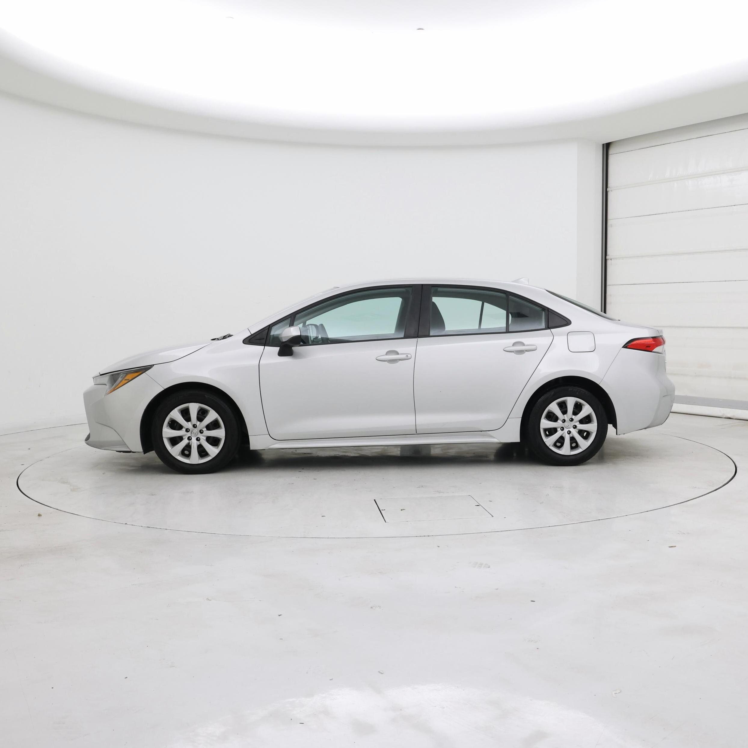 Thumbnail: 2021 Toyota Corolla - 3