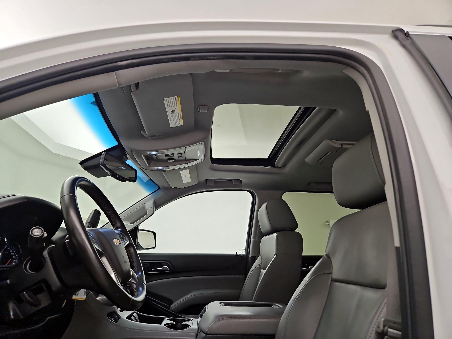 Thumbnail: 2015 Chevrolet Suburban - 19