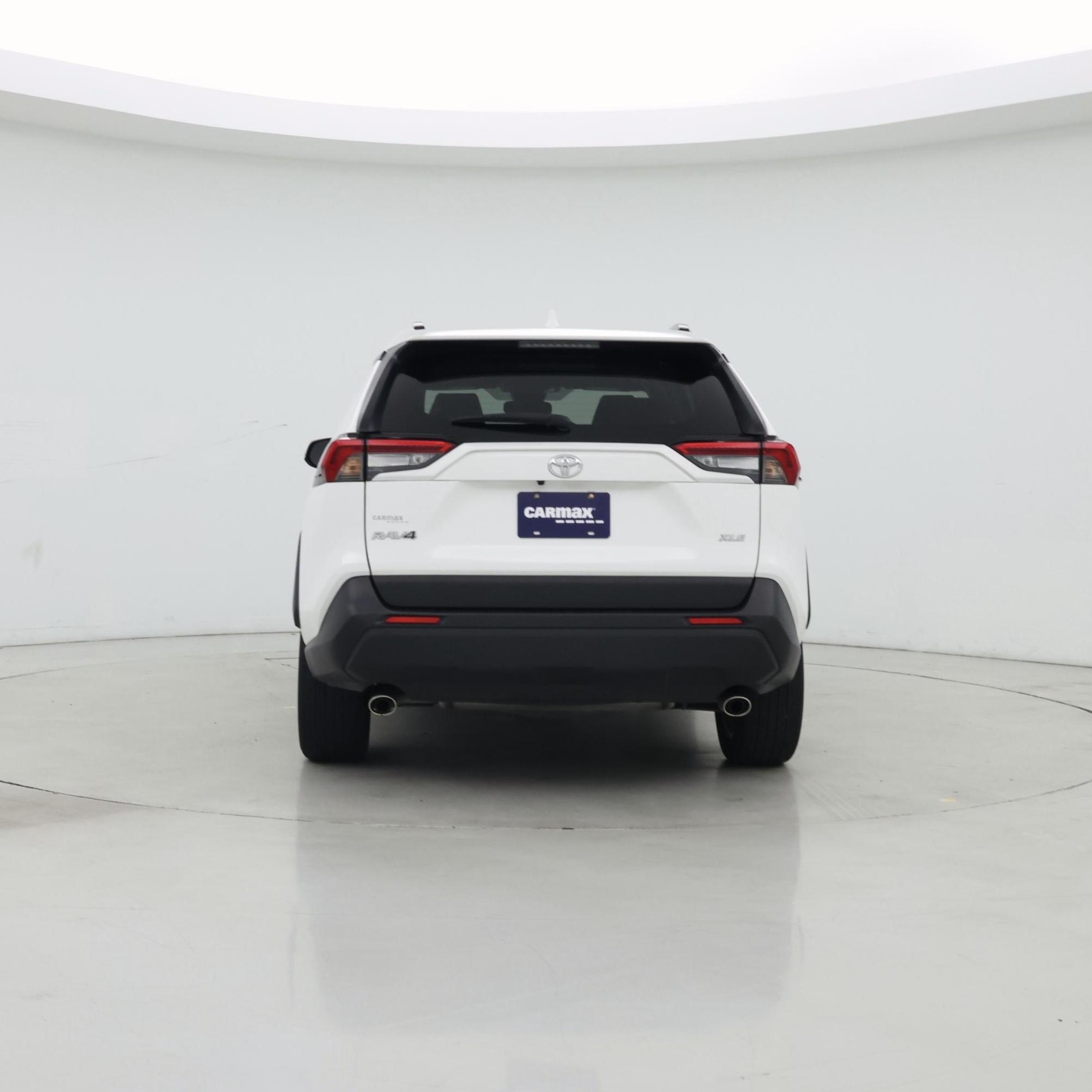 Thumbnail: 2019 Toyota RAV4 - 6
