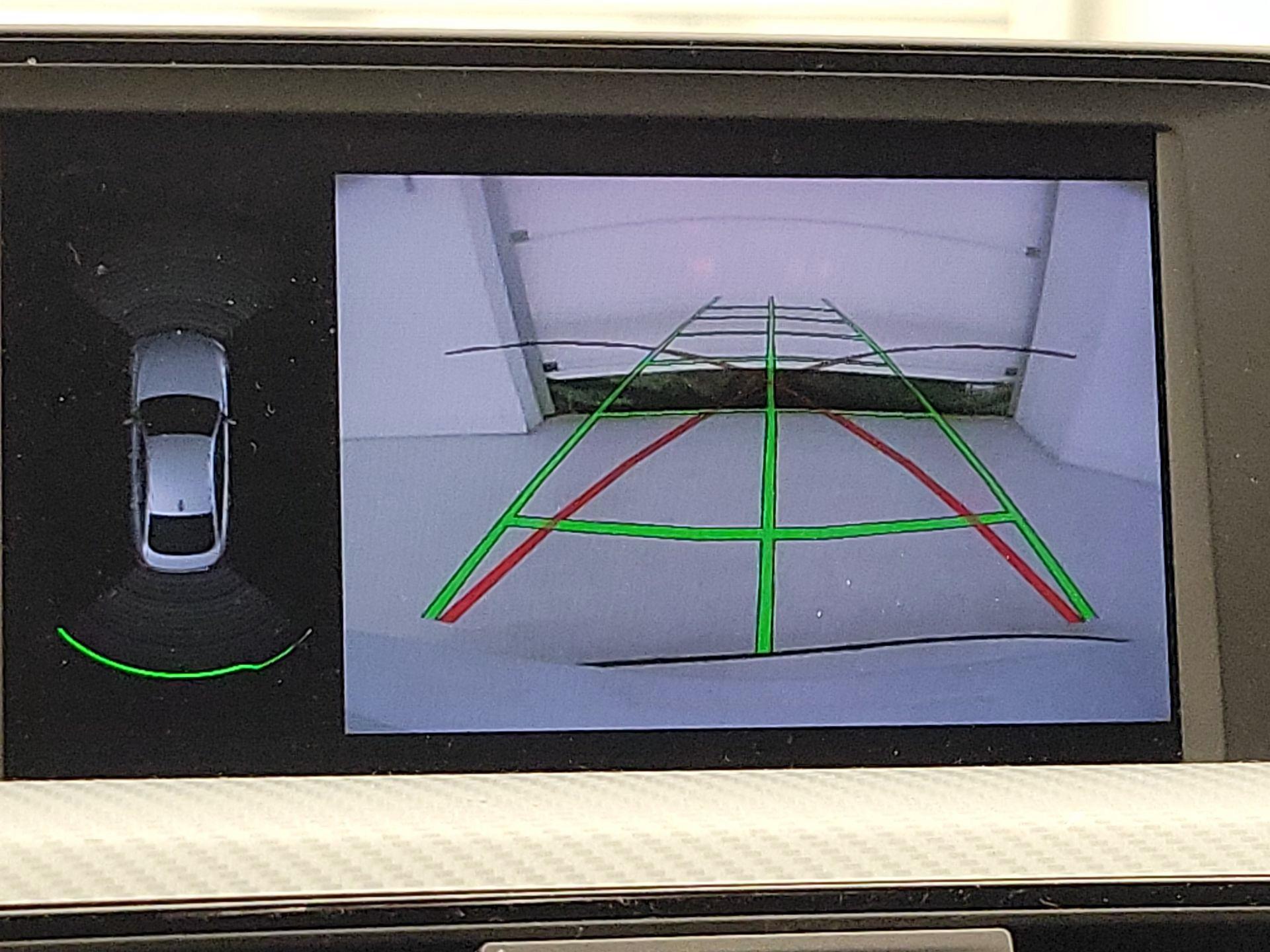 Thumbnail: 2018 BMW 4 Series - 14