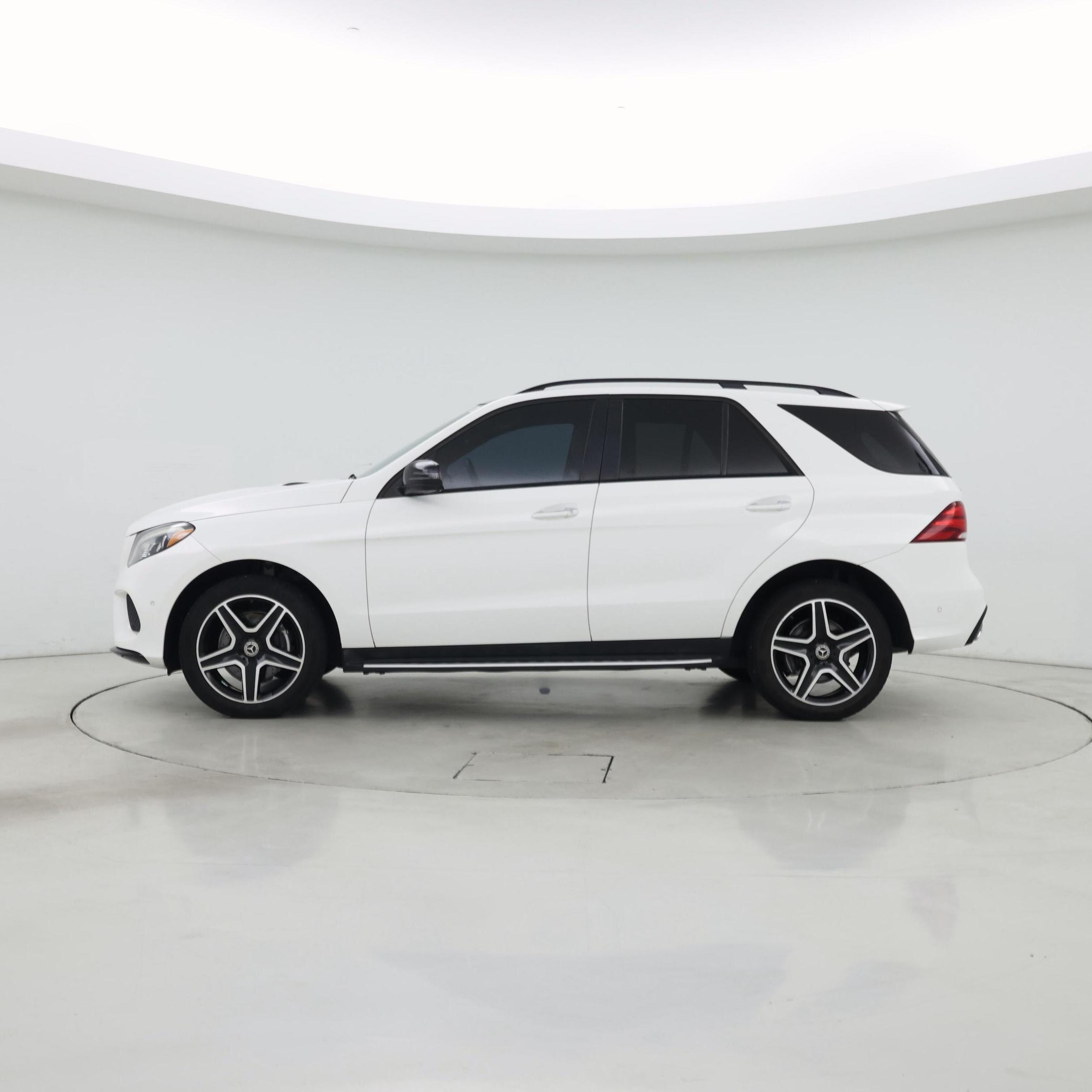 Thumbnail: 2018 Mercedes-Benz GLE - 3