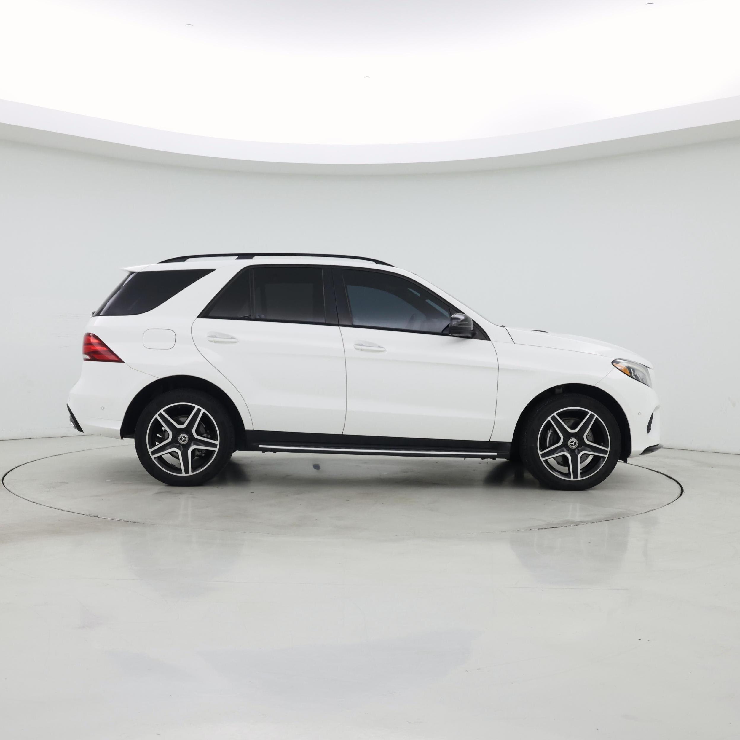 Thumbnail: 2018 Mercedes-Benz GLE - 7