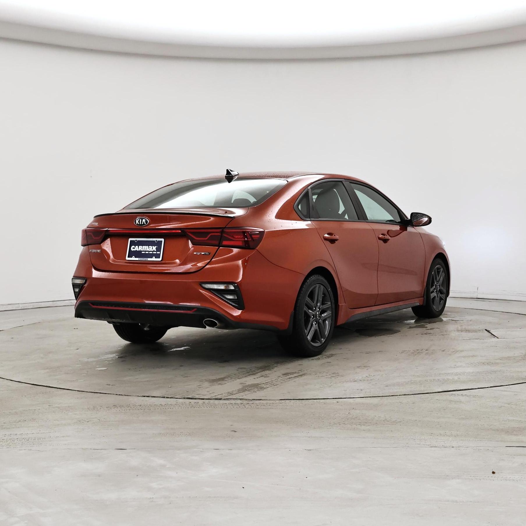 Thumbnail: 2021 Kia Forte - 8