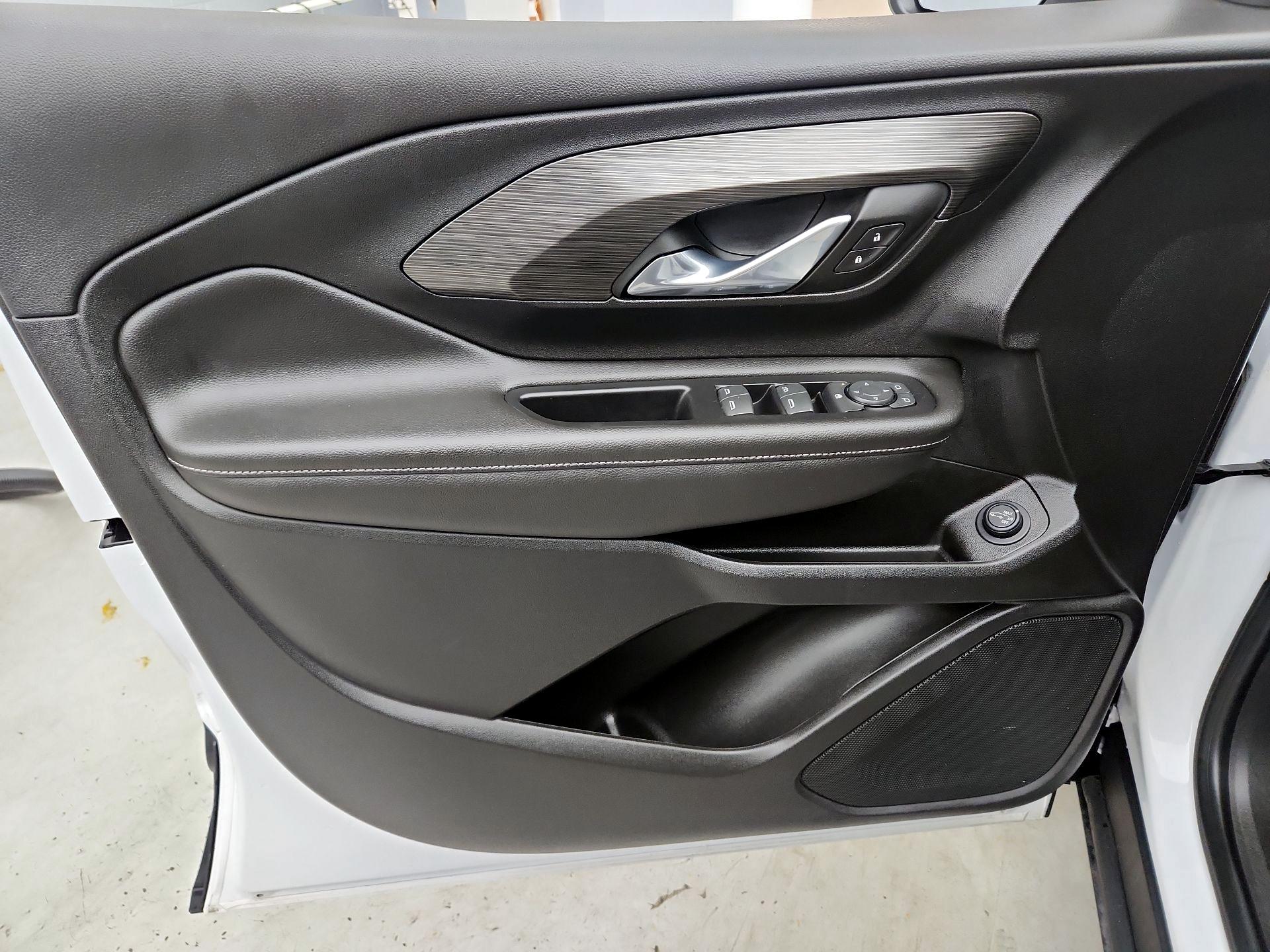 Thumbnail: 2023 GMC Terrain - 12