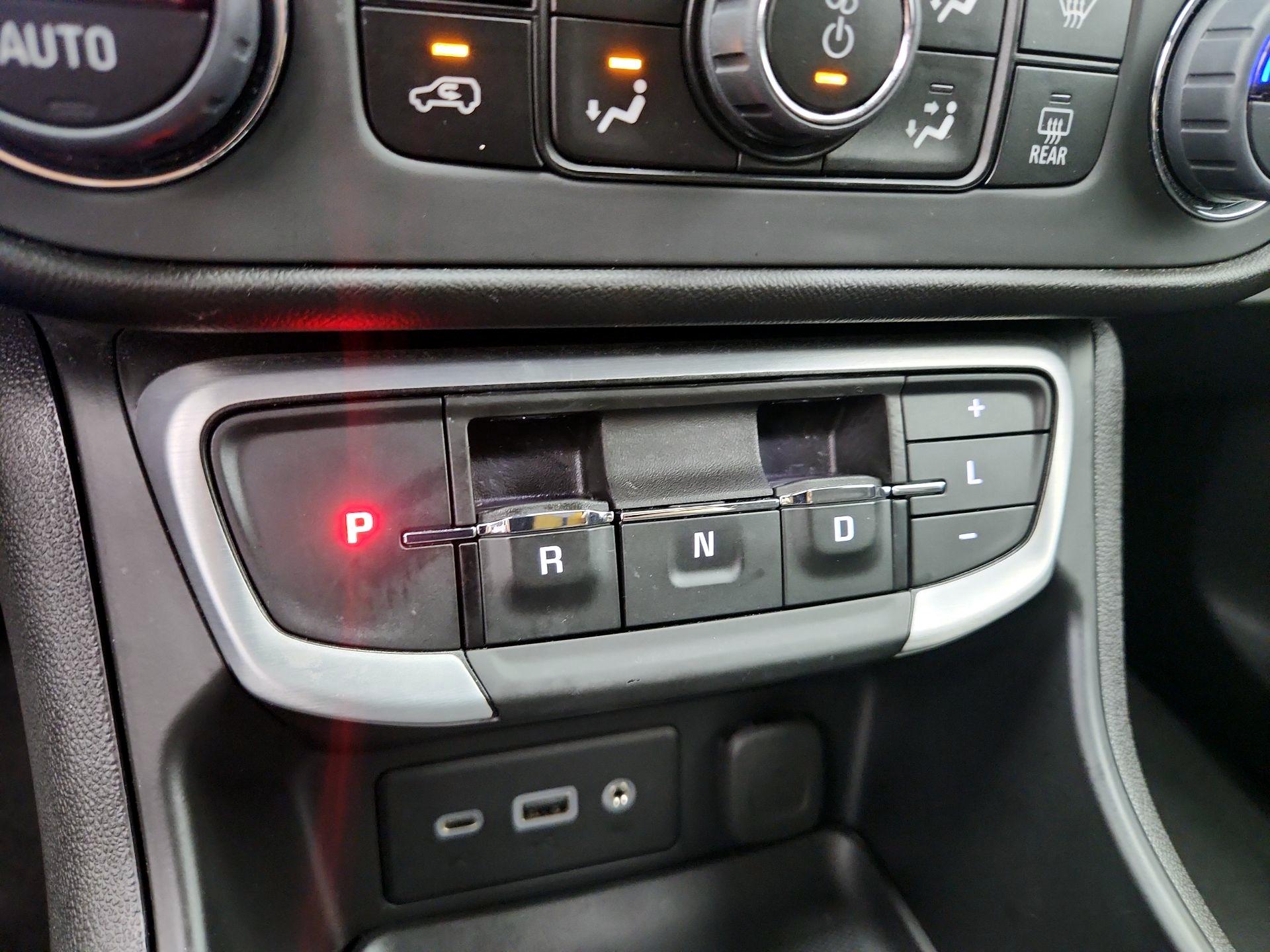 Thumbnail: 2023 GMC Terrain - 17
