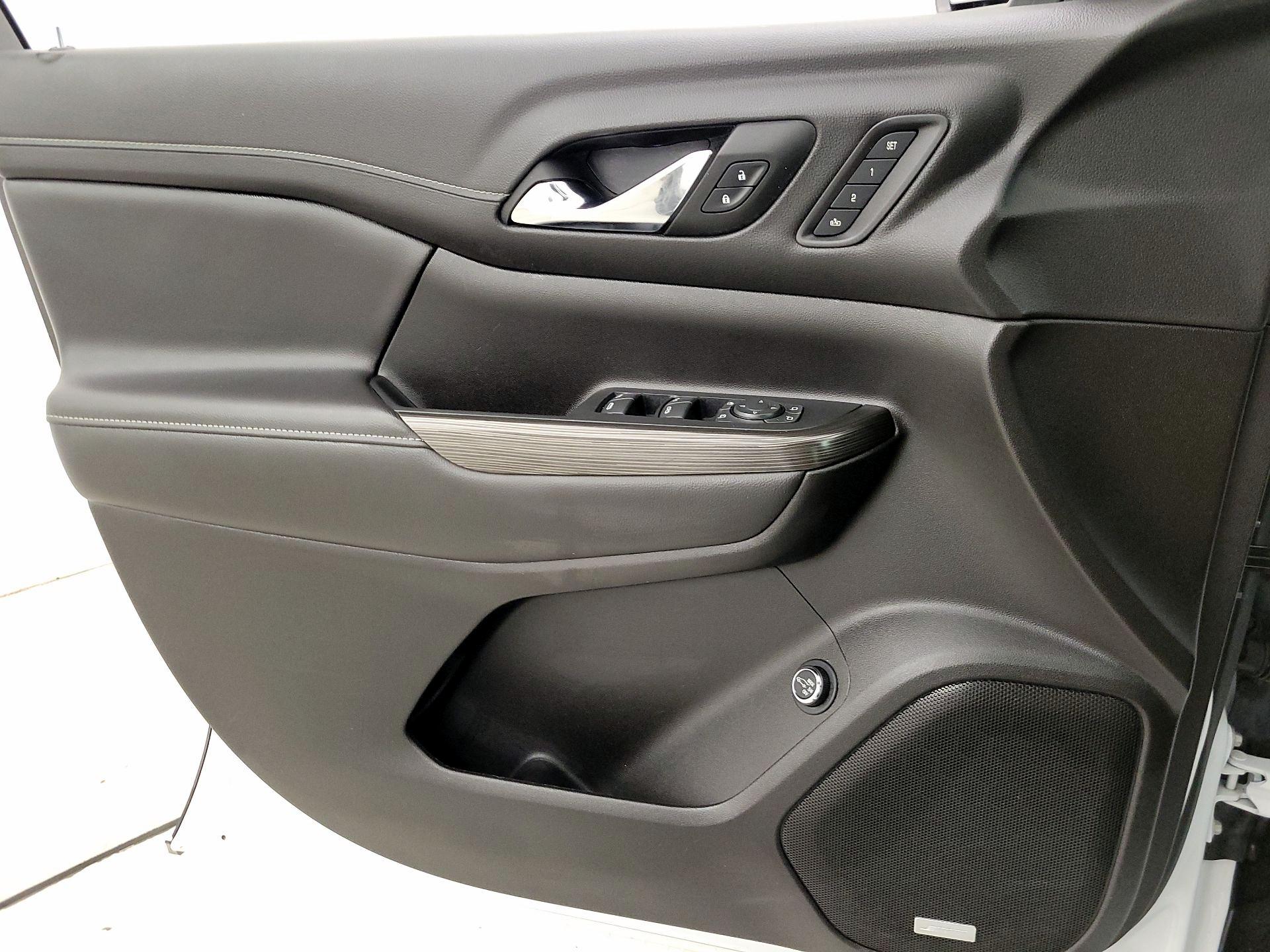 Thumbnail: 2023 GMC Acadia - 12