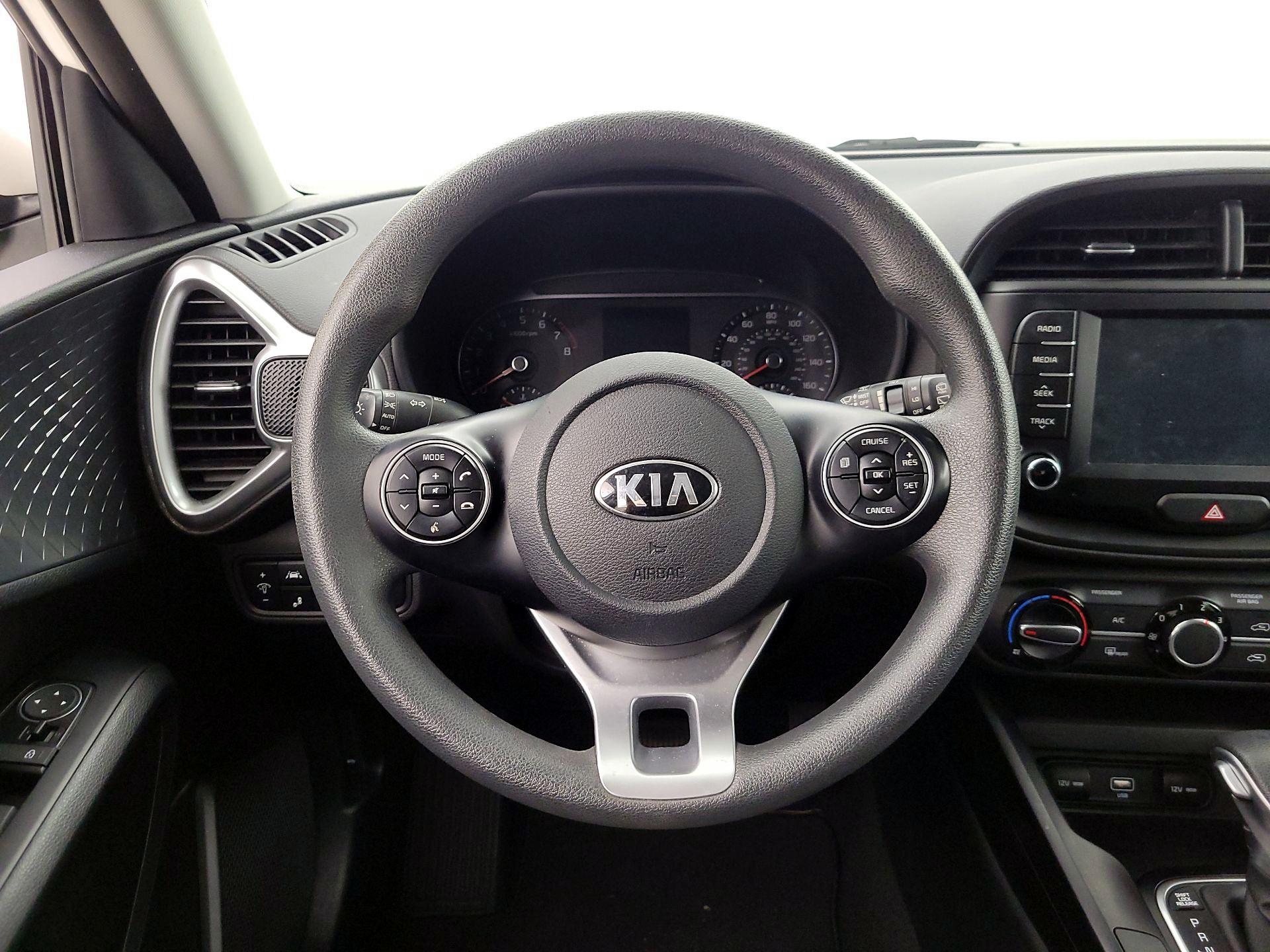 Thumbnail: 2021 Kia Soul - 10