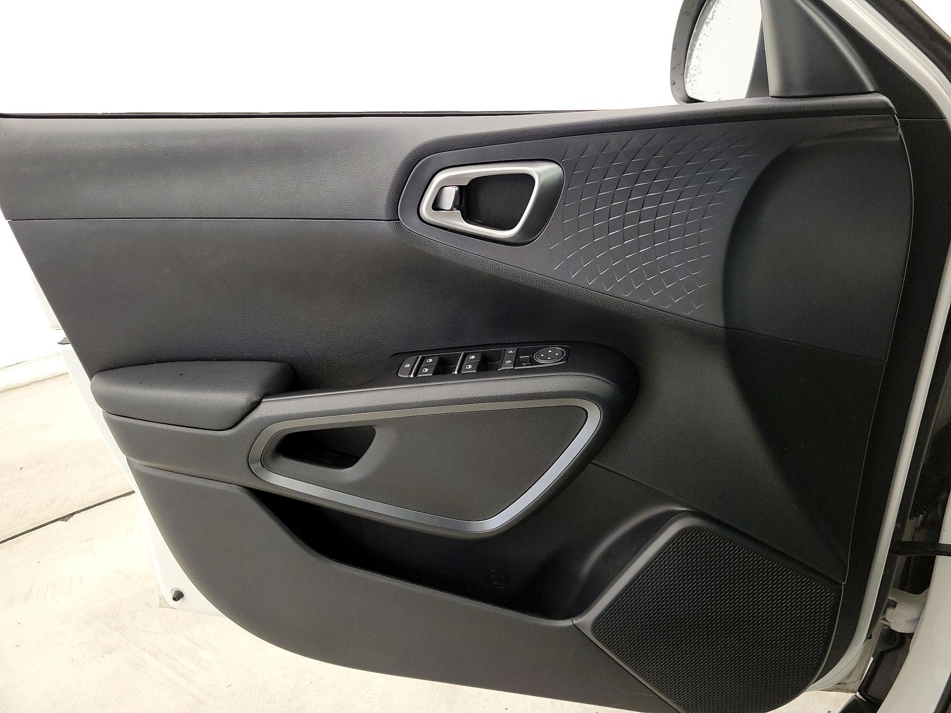 Thumbnail: 2021 Kia Soul - 12
