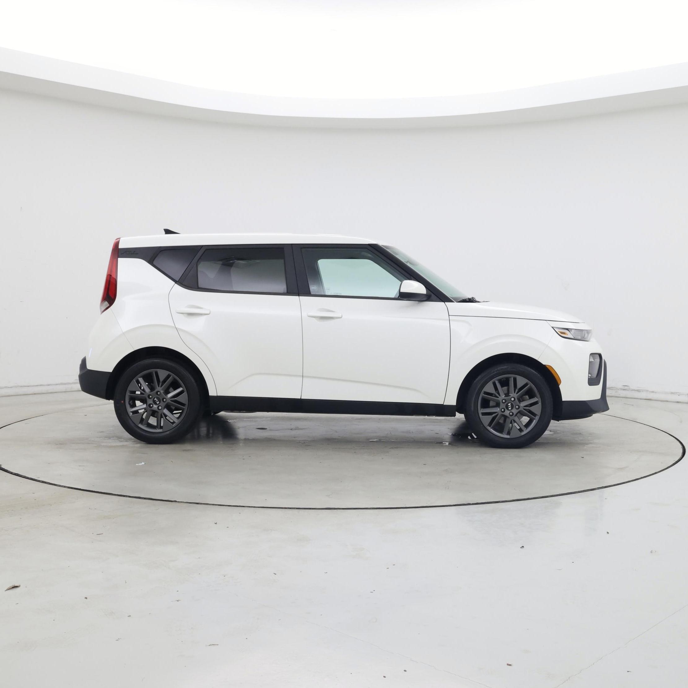 Thumbnail: 2021 Kia Soul - 7