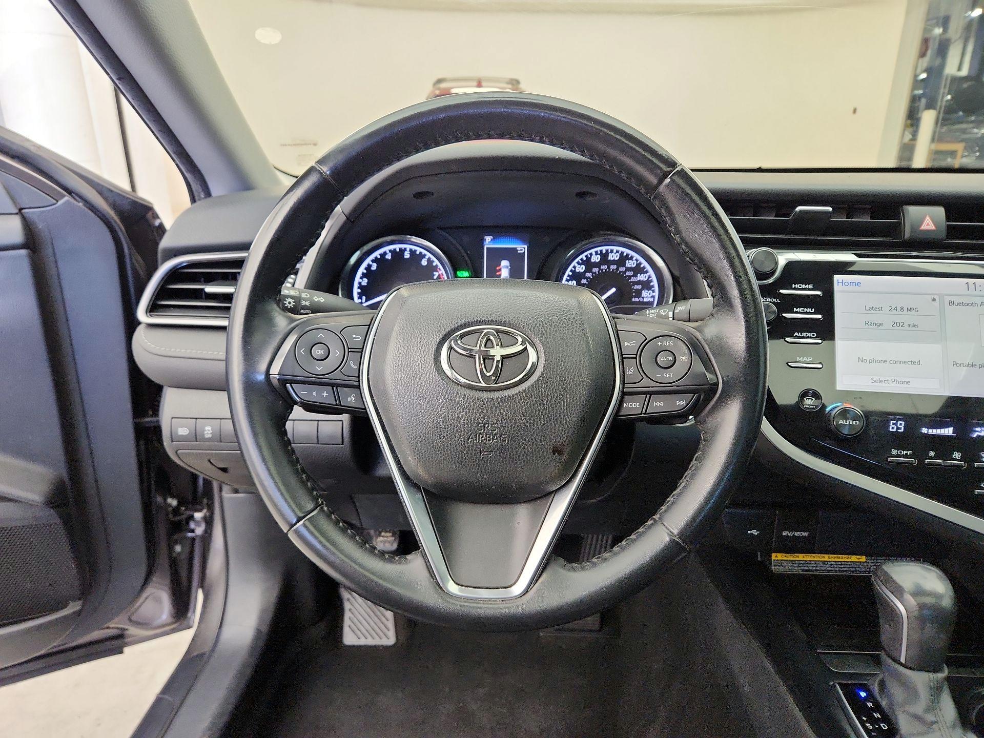 Thumbnail: 2020 Toyota Camry - 10
