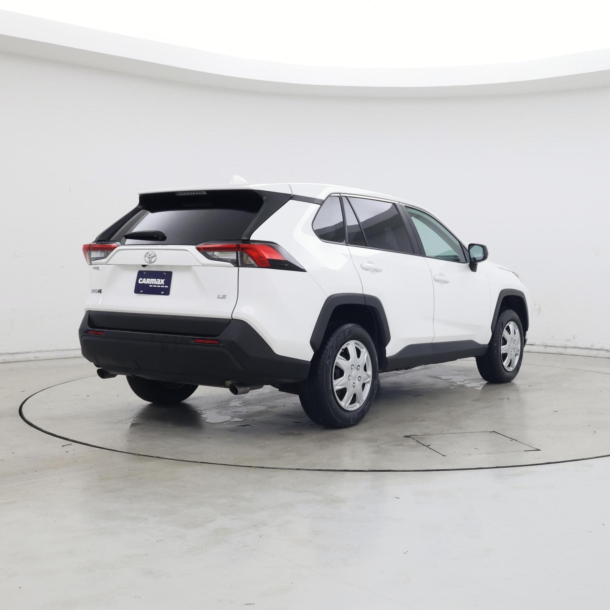 Thumbnail: 2023 Toyota RAV4 - 8