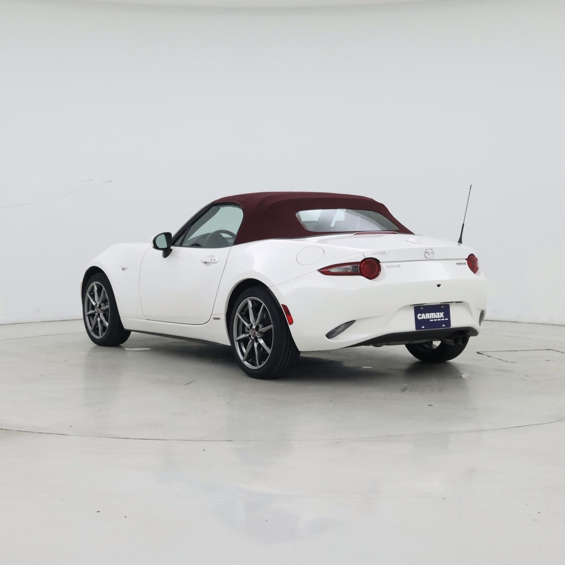 Thumbnail: 2020 Mazda MX-5 Miata - 2