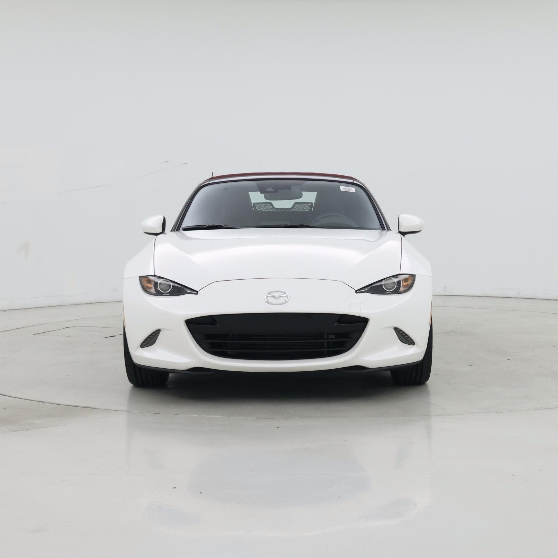 Thumbnail: 2020 Mazda MX-5 Miata - 5