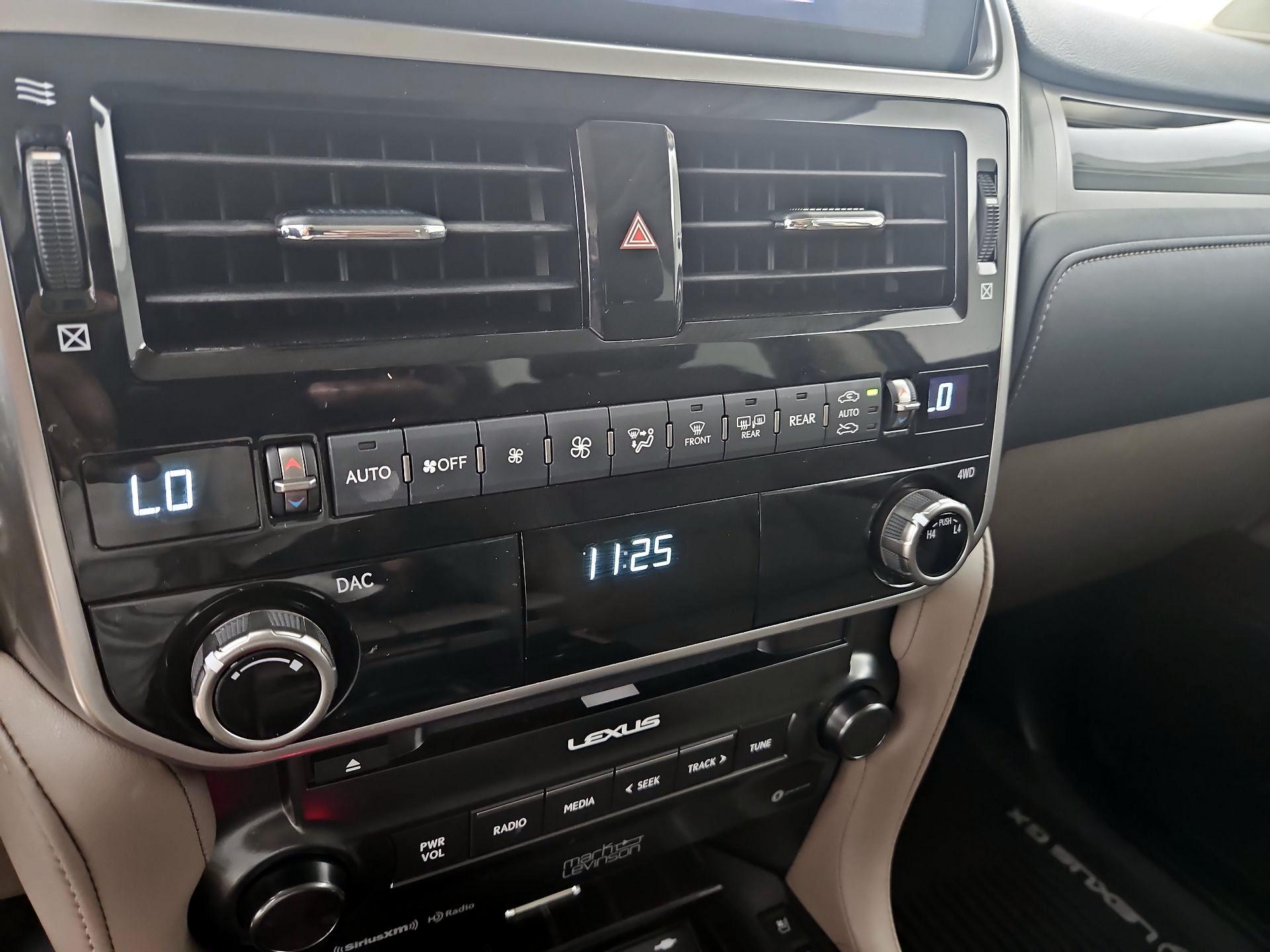 Thumbnail: 2023 Lexus GX - 17