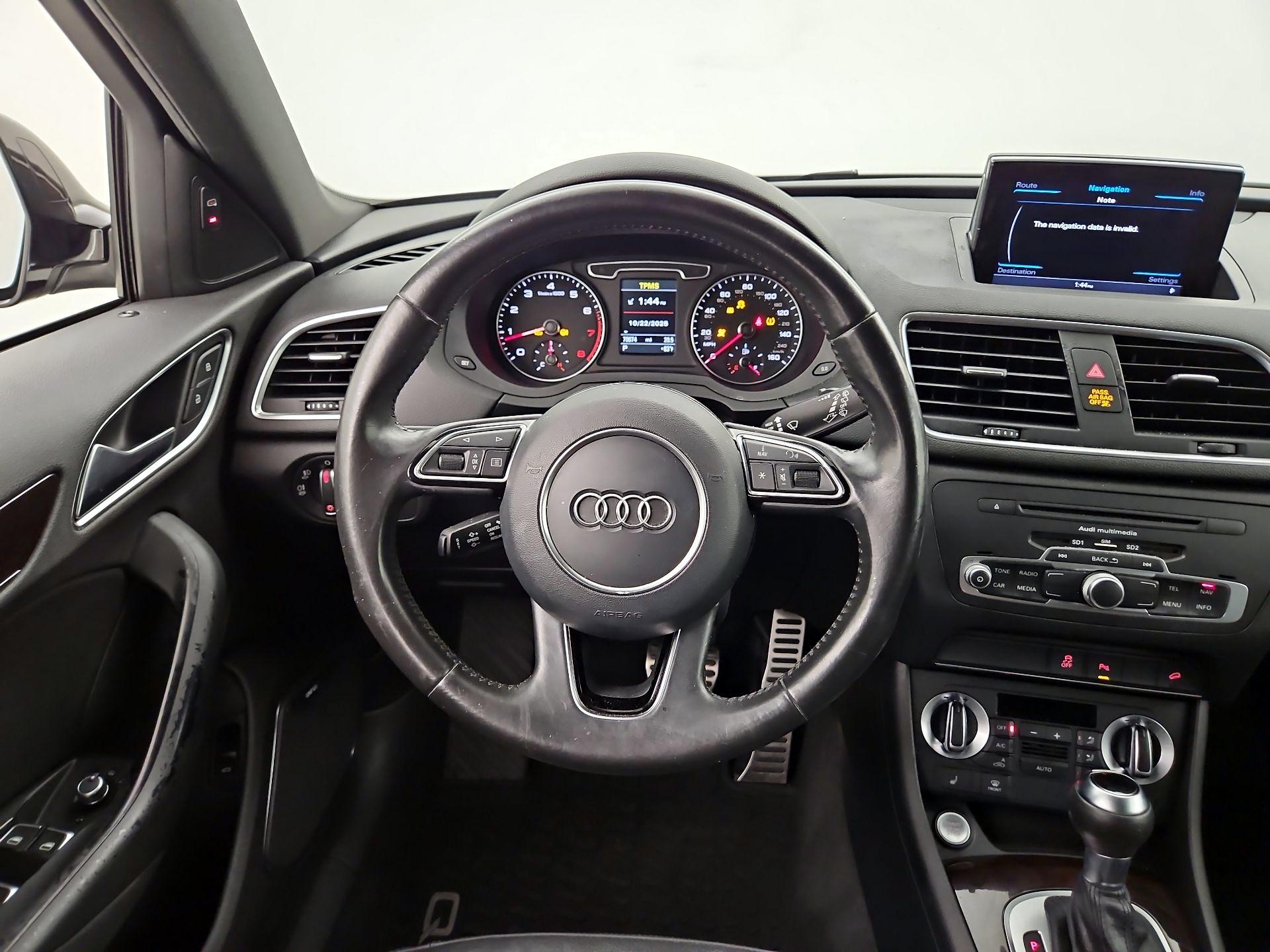 Thumbnail: 2015 Audi Q3 - 10
