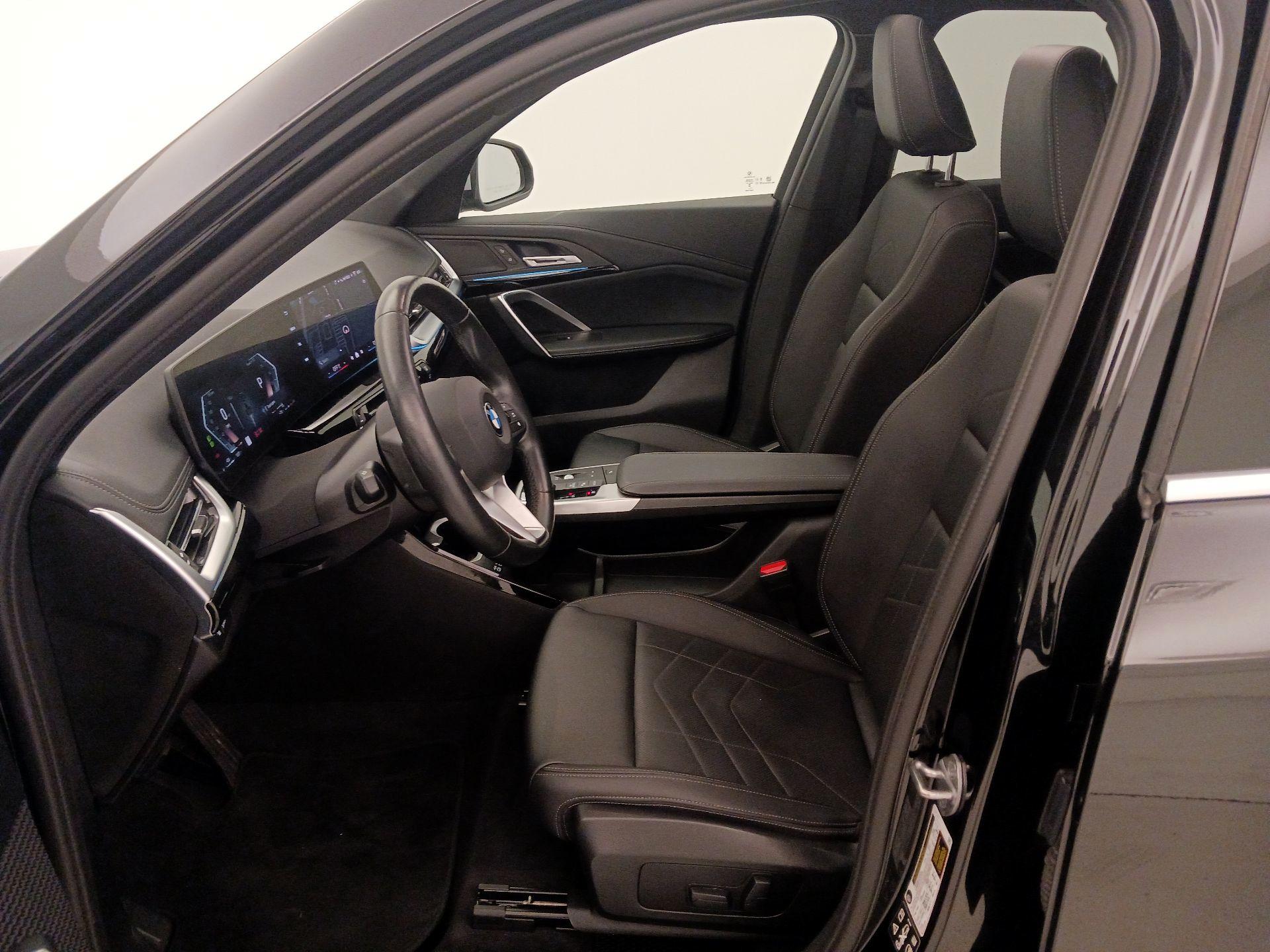 Thumbnail: 2024 BMW X1 - 11