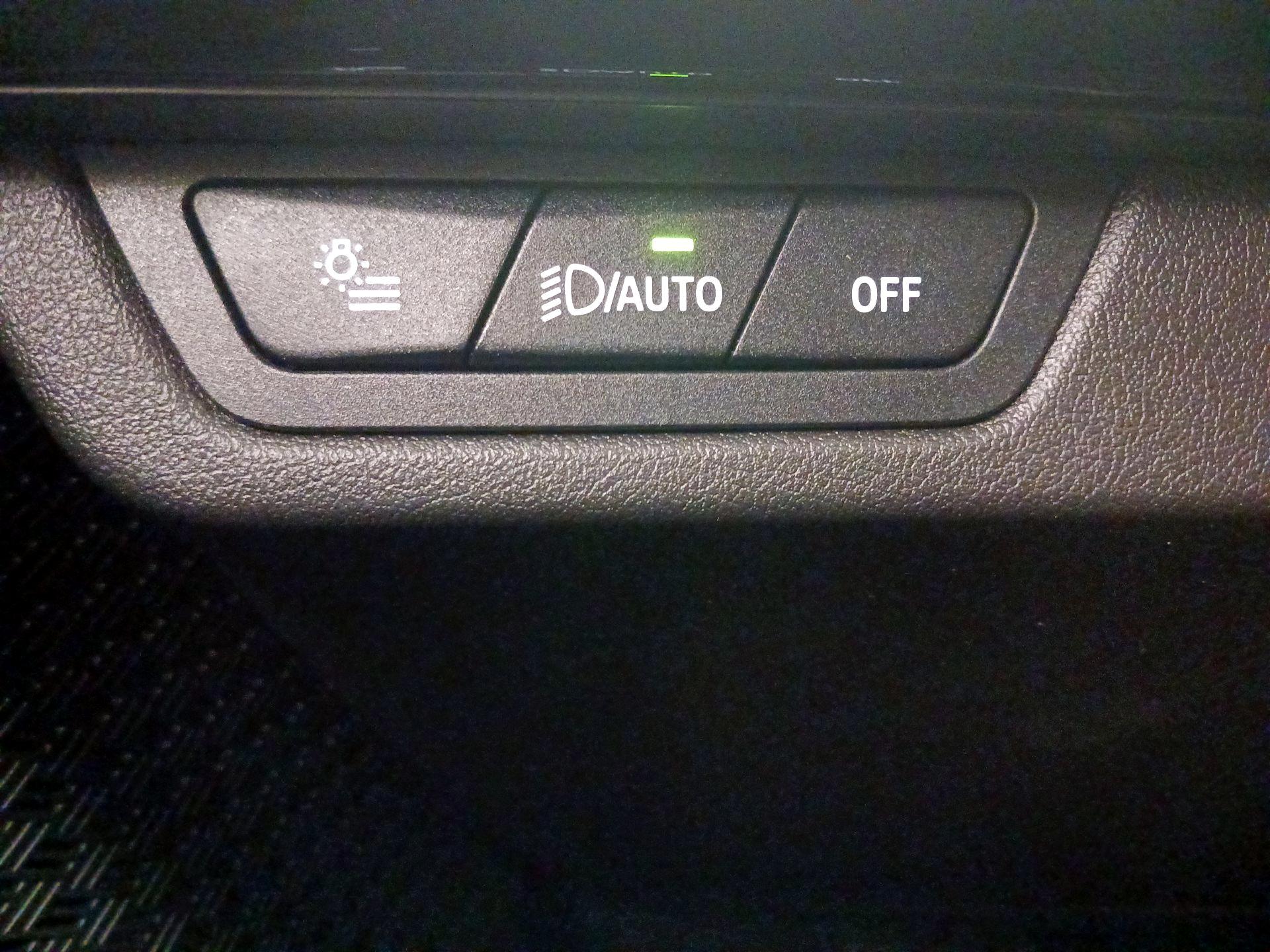 Thumbnail: 2024 BMW X1 - 13