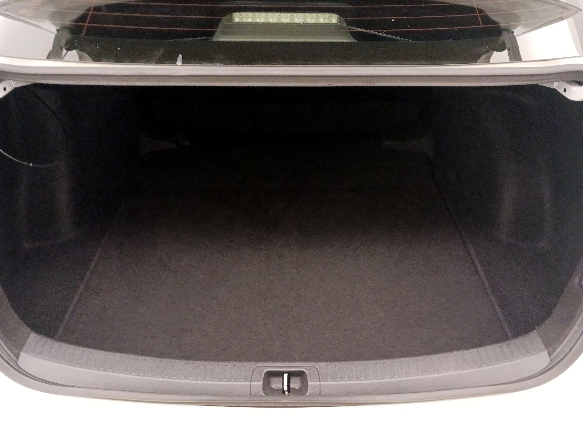 Thumbnail: 2020 Toyota Corolla - 20