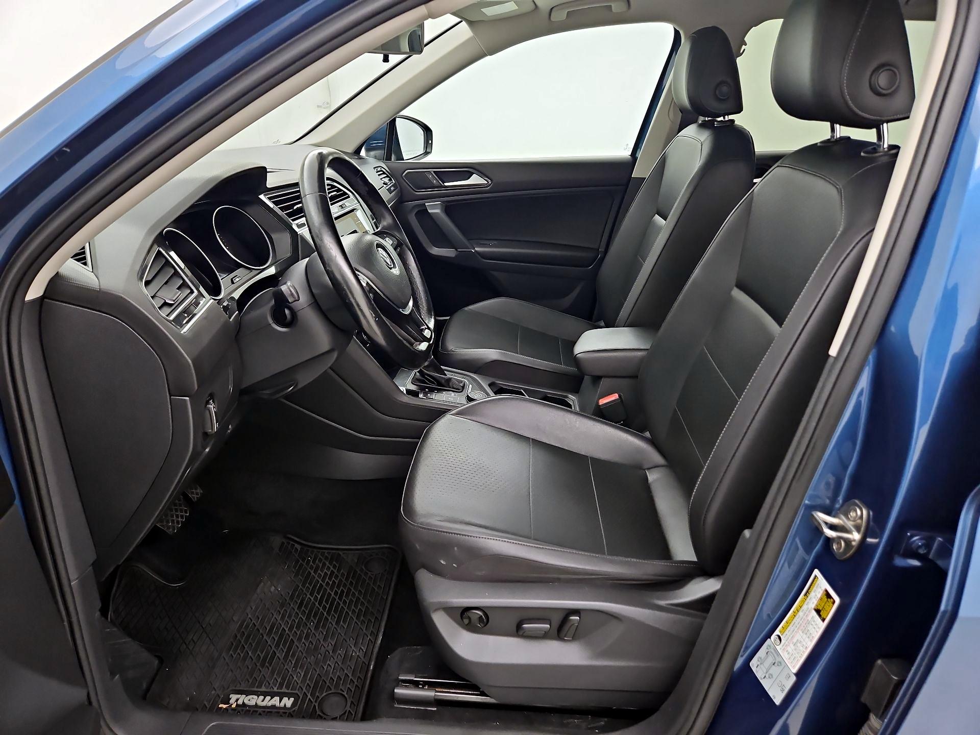 Thumbnail: 2018 Volkswagen Tiguan - 11