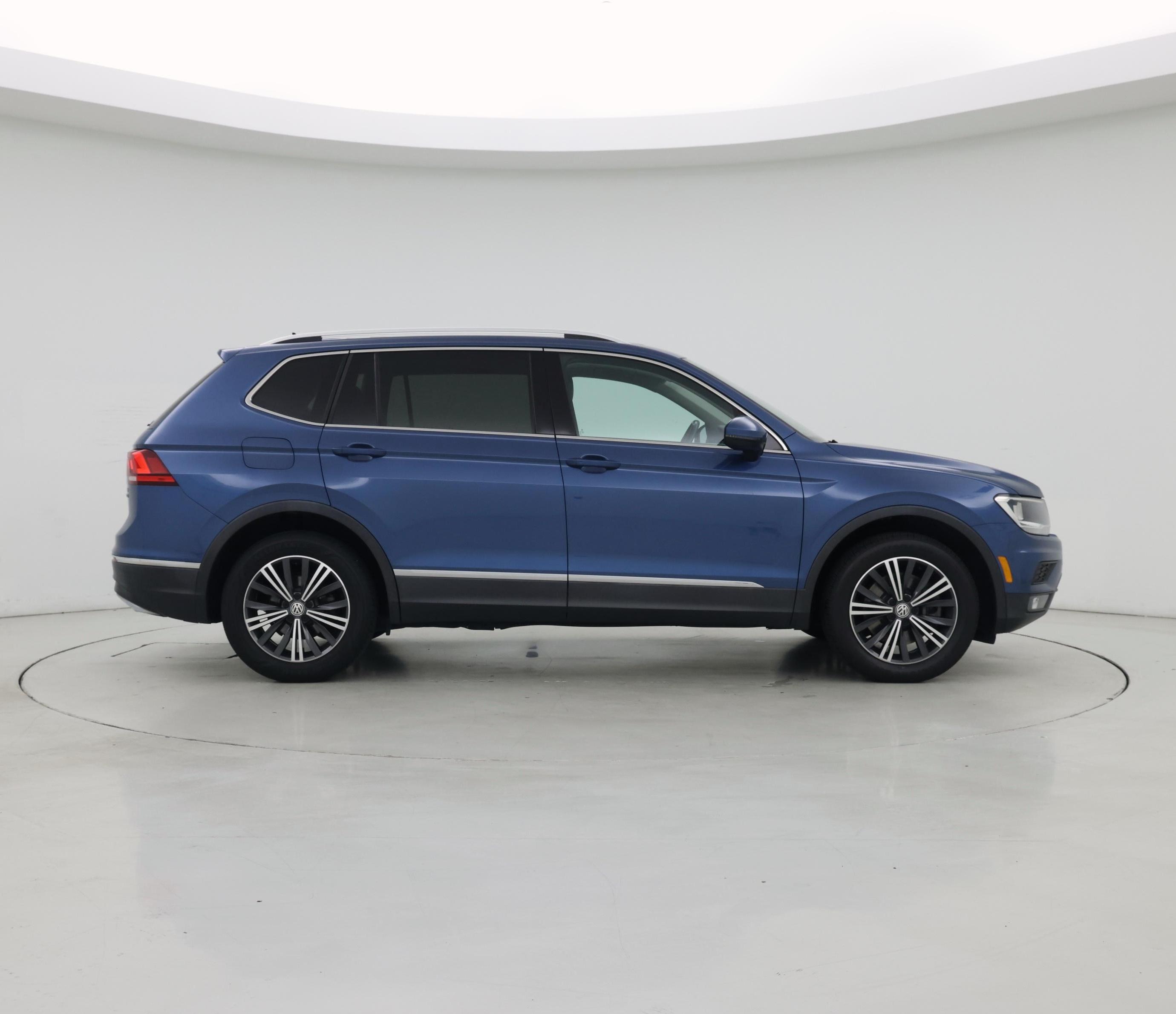 Thumbnail: 2018 Volkswagen Tiguan - 7