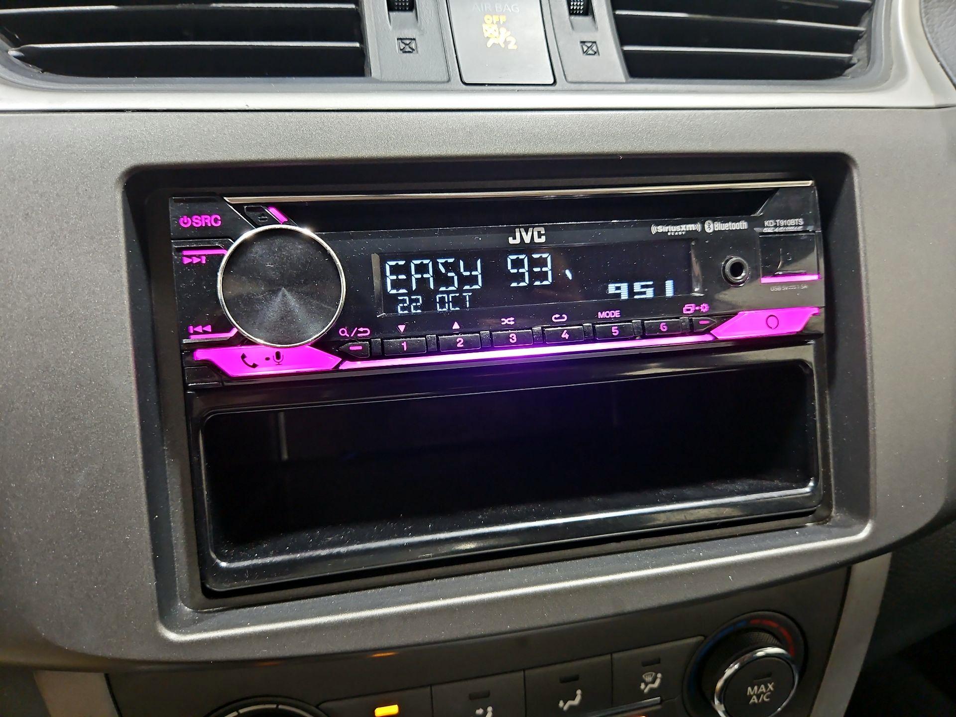 Thumbnail: 2014 Nissan Sentra - 14