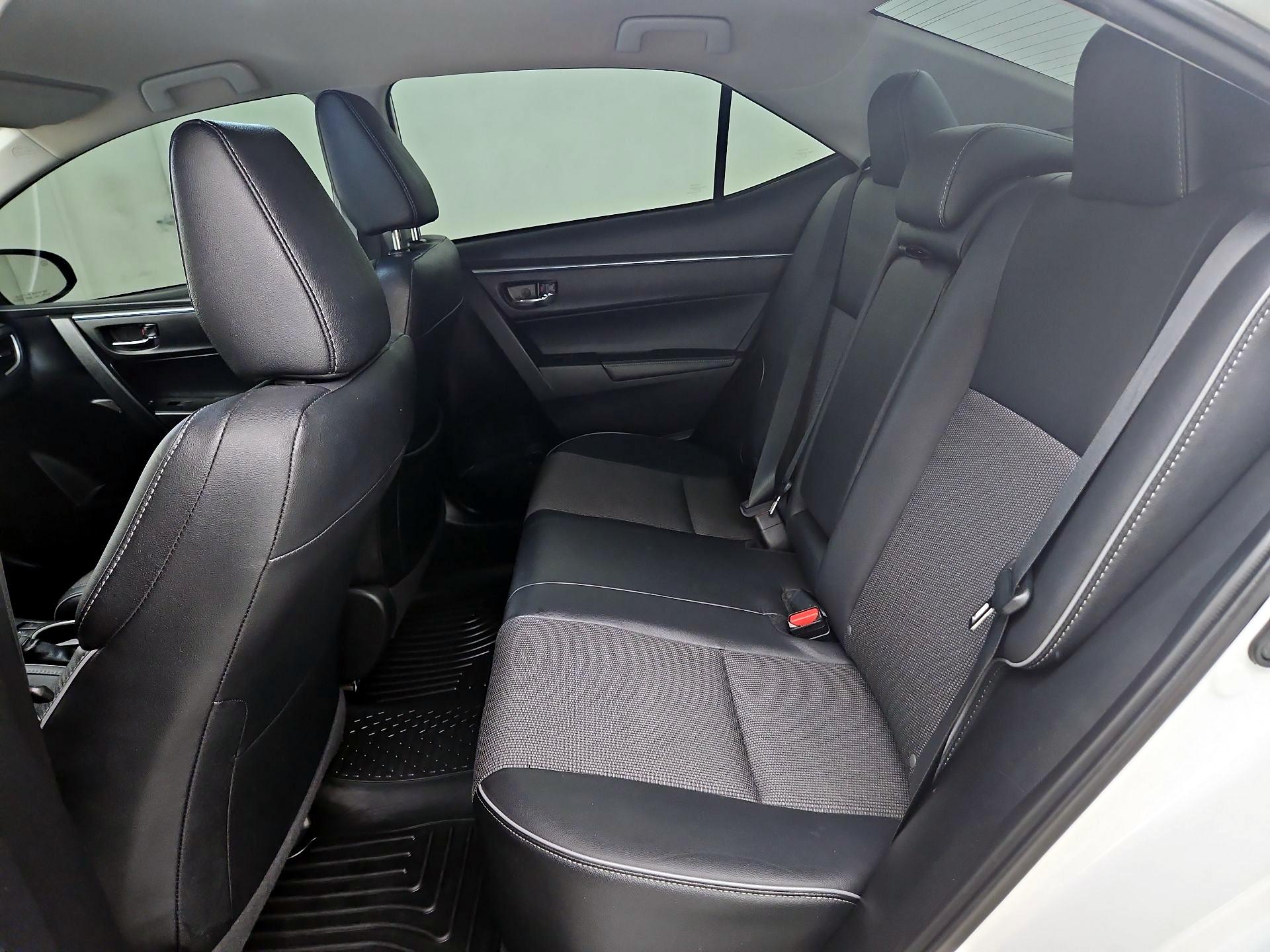 Thumbnail: 2016 Toyota Corolla - 19