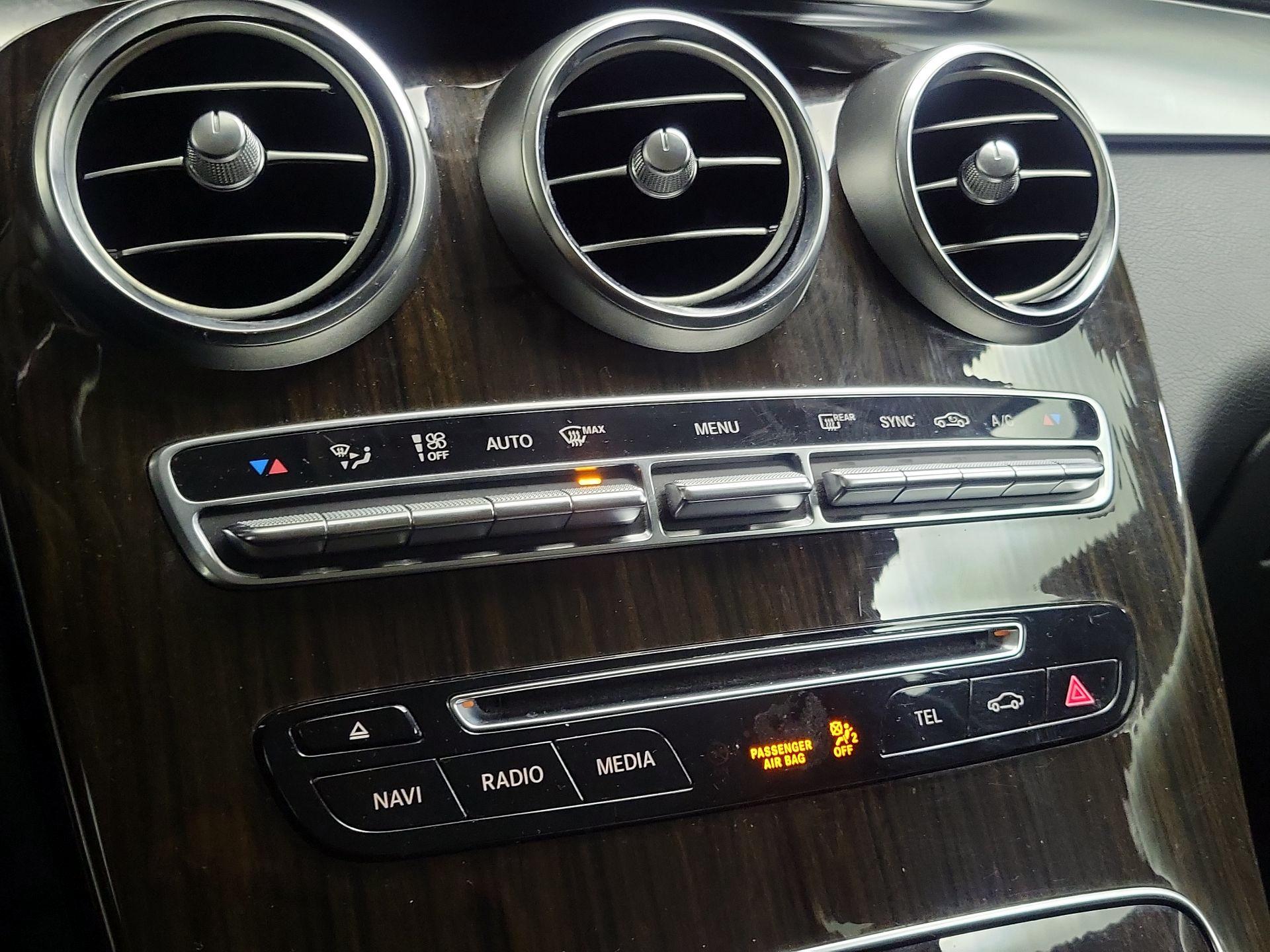Thumbnail: 2016 Mercedes-Benz GLC - 17