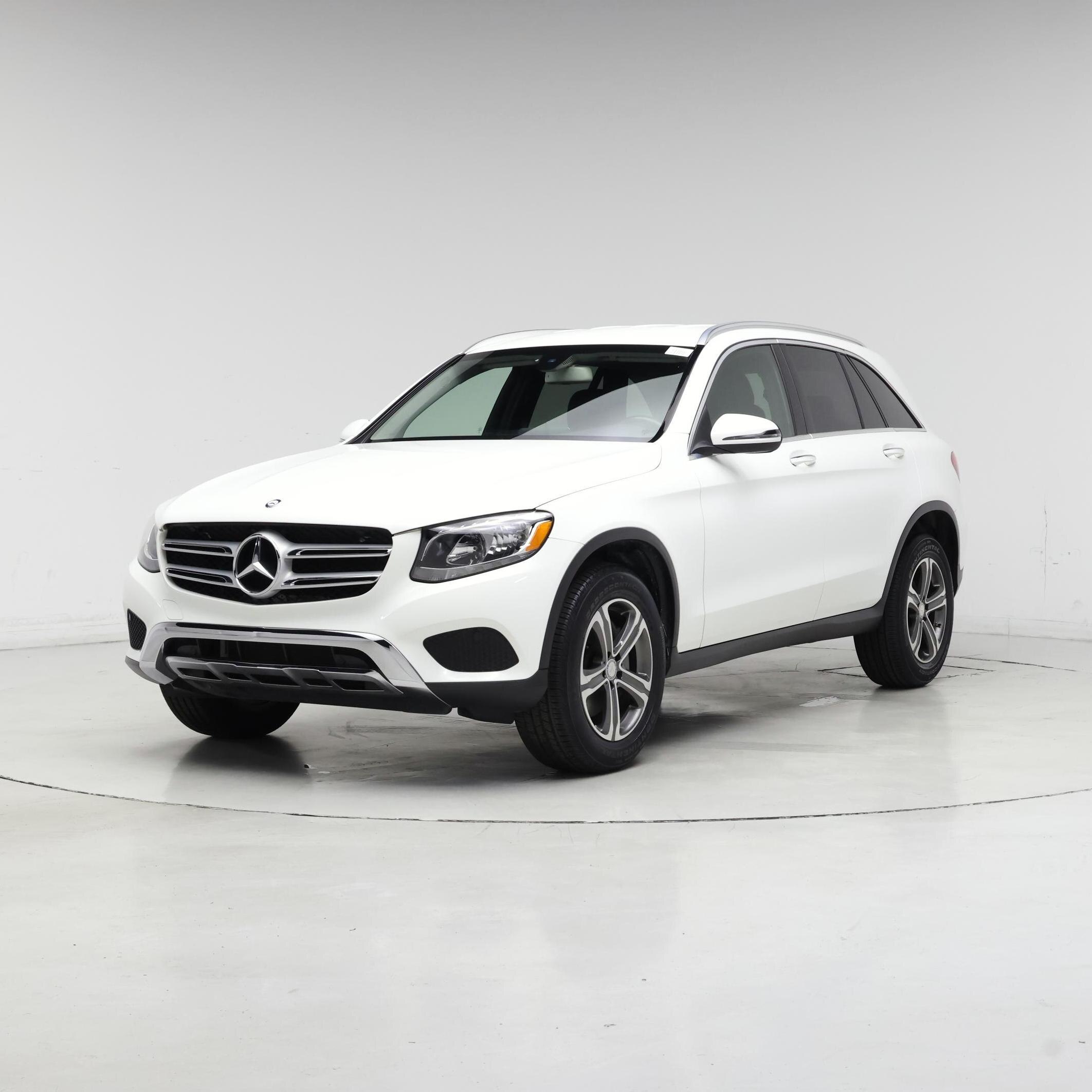 Thumbnail: 2016 Mercedes-Benz GLC - 4