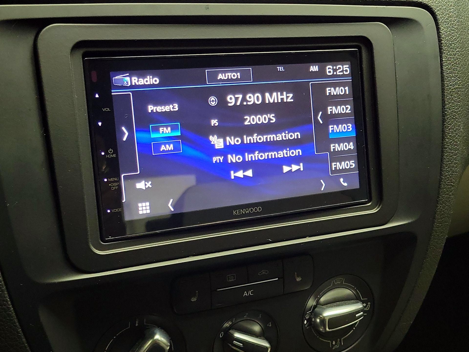 Thumbnail: 2015 Volkswagen Jetta - 14