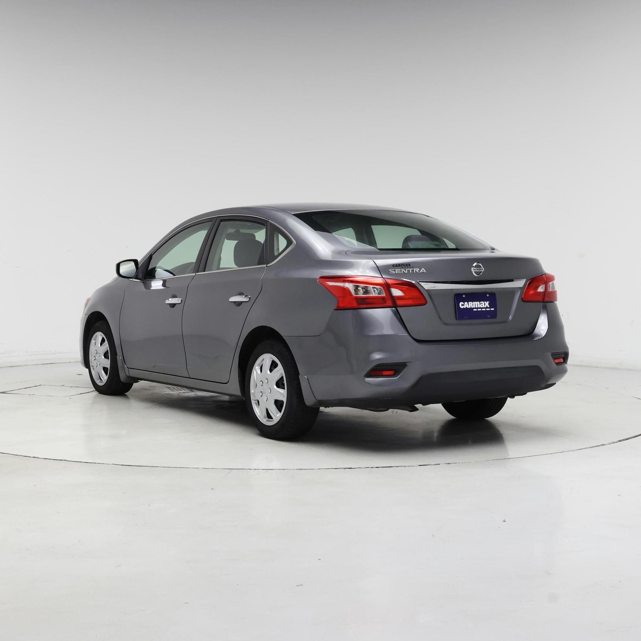 Thumbnail: 2017 Nissan Sentra - 2