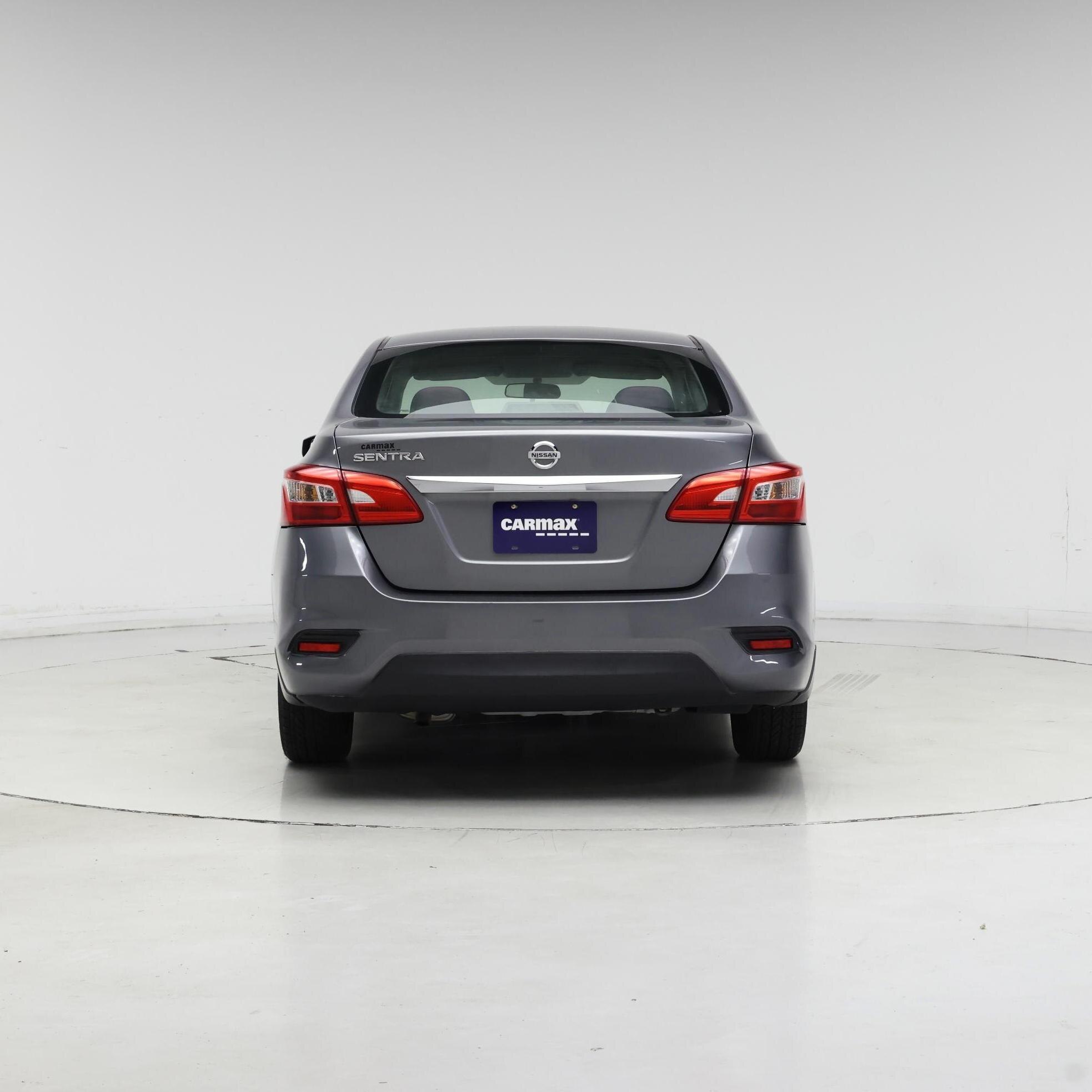 Thumbnail: 2017 Nissan Sentra - 6