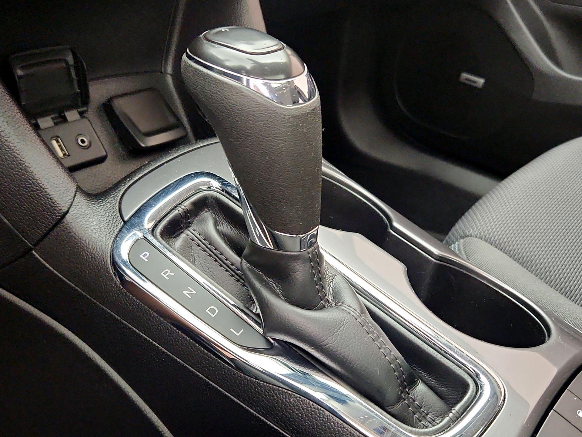 Thumbnail: 2016 Chevrolet Cruze - 17