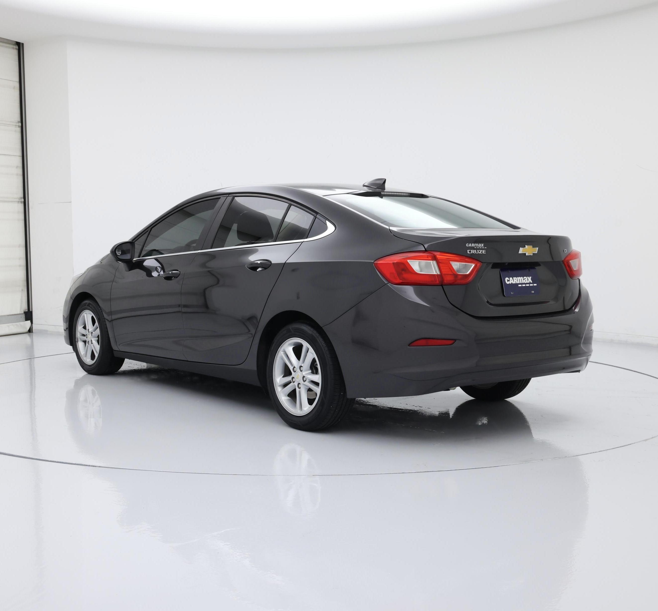 Thumbnail: 2016 Chevrolet Cruze - 2