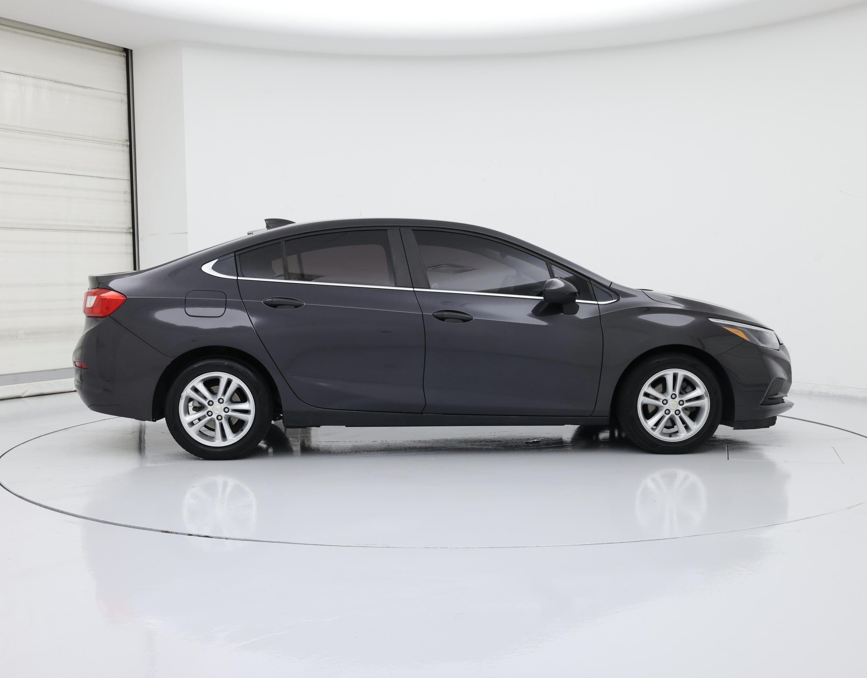 Thumbnail: 2016 Chevrolet Cruze - 7